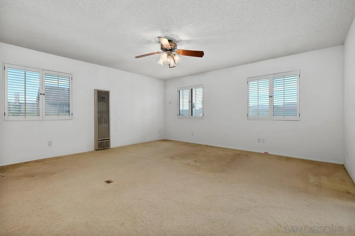https://cdn.realtyfeed.com/cdn/127/260019400/e052f62cb568ce52a36c8991199e8f6f.webp