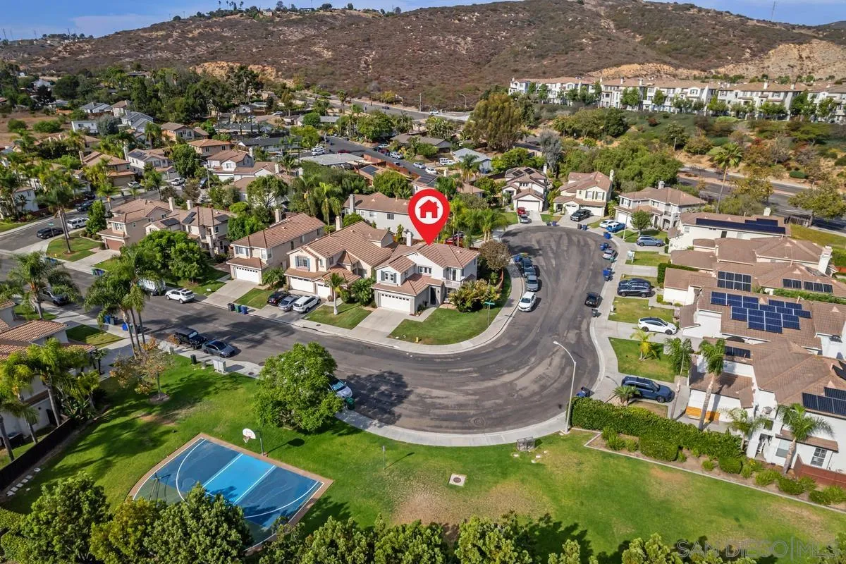 https://cdn.realtyfeed.com/cdn/127/260019402/0237ab594f20916f54e81f19e2c1d4b4.webp