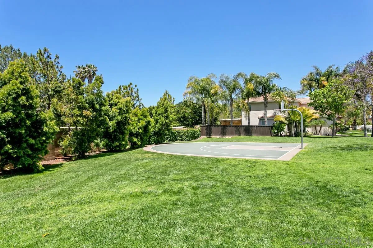 https://cdn.realtyfeed.com/cdn/127/260019402/2714a0d494a42569cdc26680482f49de.webp