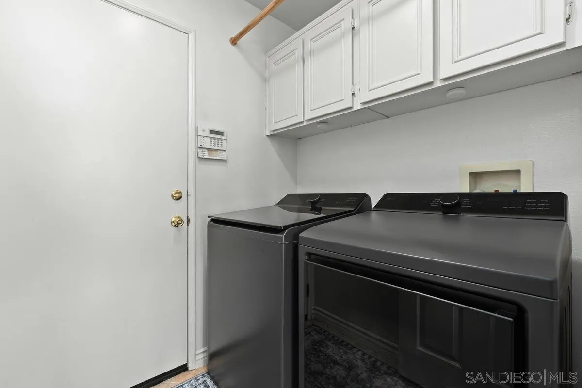 https://cdn.realtyfeed.com/cdn/127/260019402/62ef501e85a8ac5f5b397569cda2a107.webp