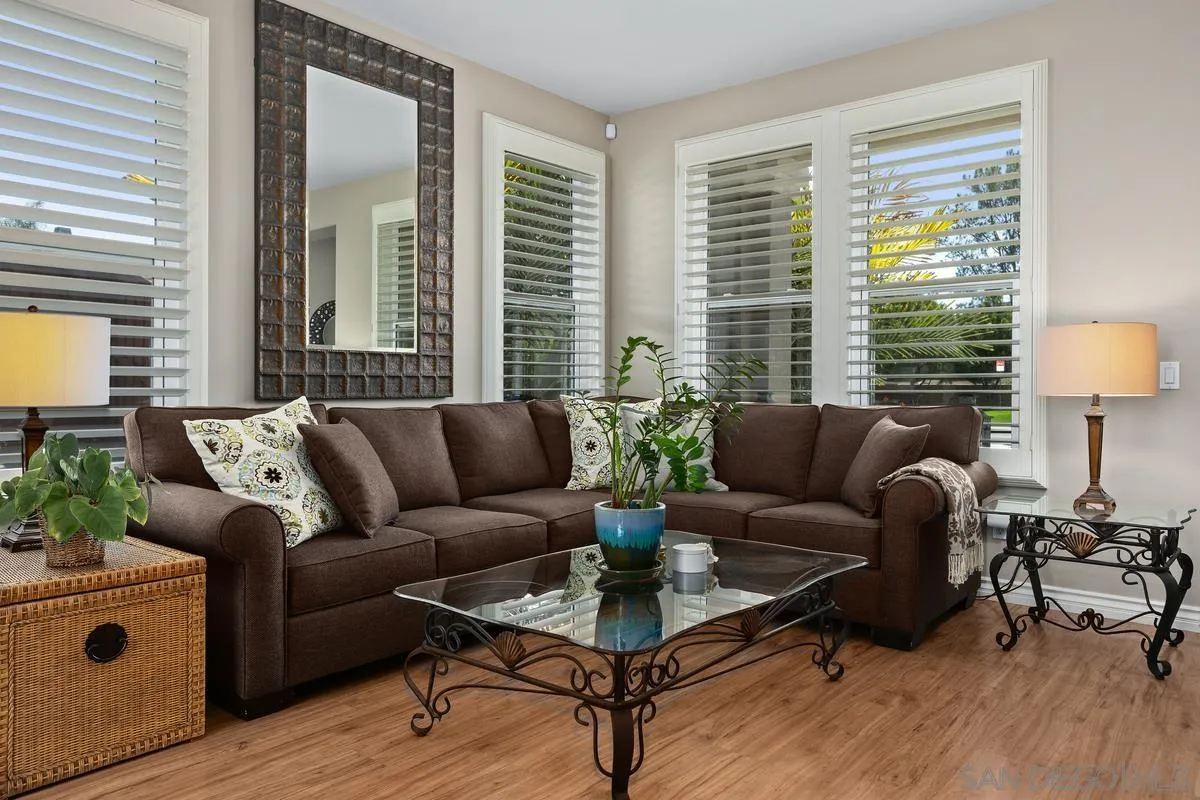 https://cdn.realtyfeed.com/cdn/127/260019402/6c455e0e2e83c3474a5ec4117be13906.webp