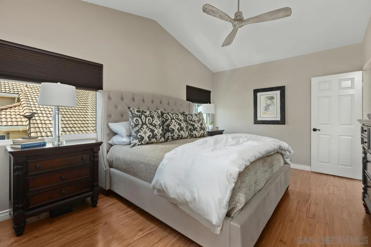 https://cdn.realtyfeed.com/cdn/127/260019402/6df341f4ad493e7874daec70250a3ad8.webp