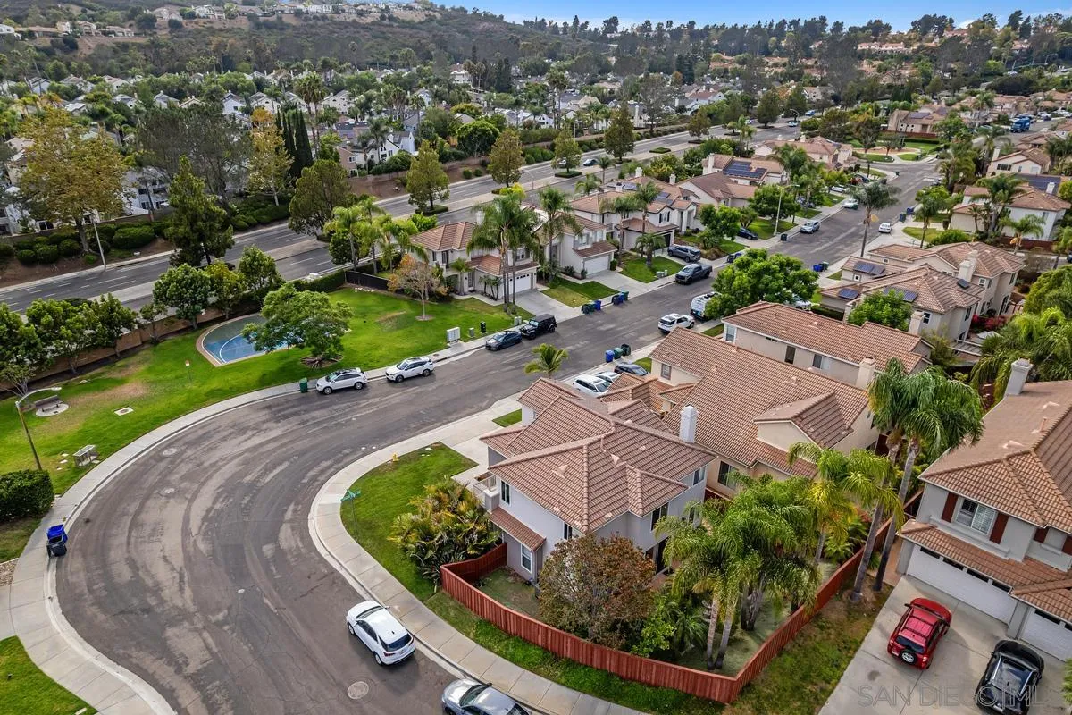 https://cdn.realtyfeed.com/cdn/127/260019402/a44f3664f54b3818482e79f3ca9bcbe9.webp