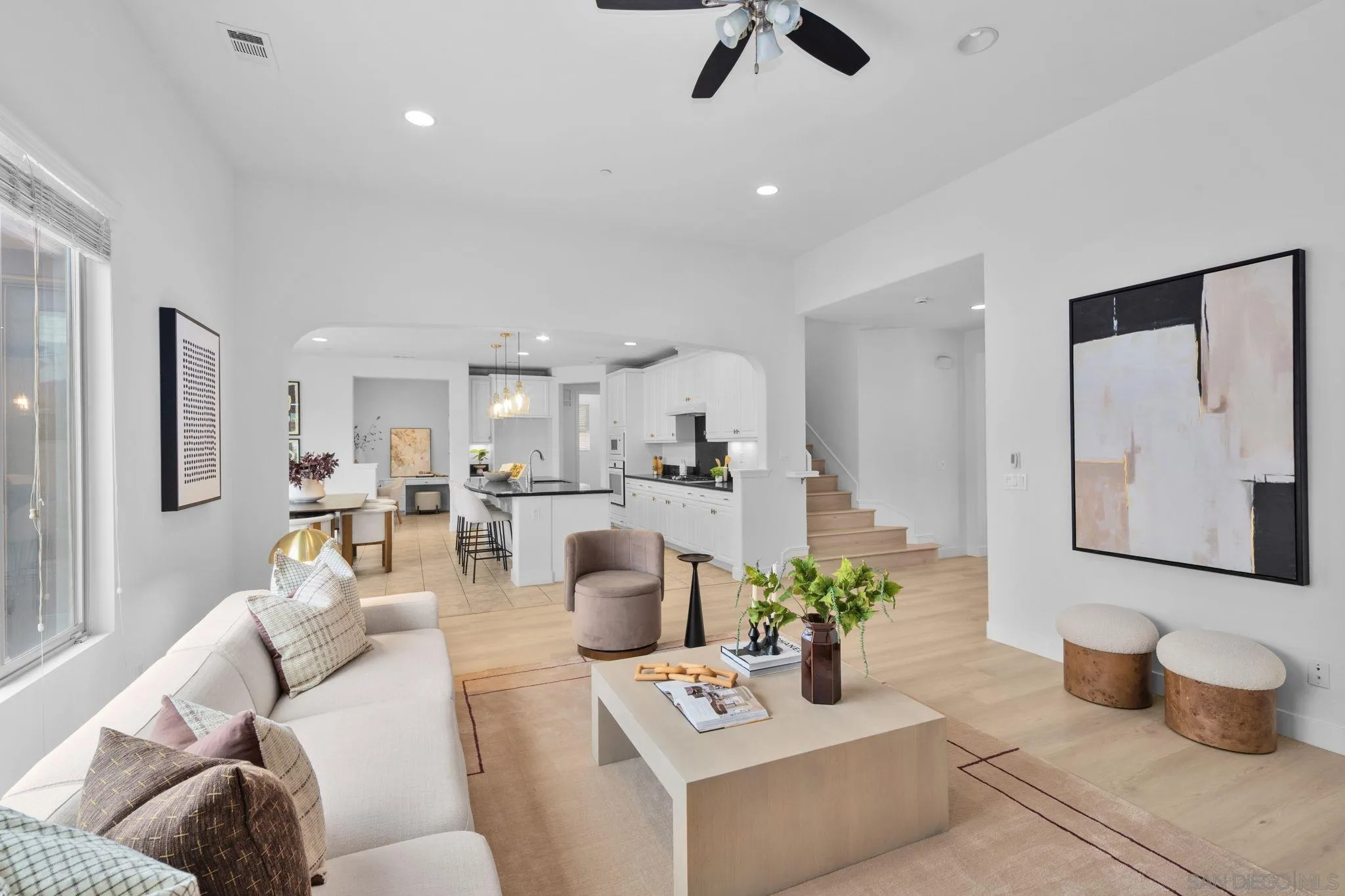 https://cdn.realtyfeed.com/cdn/127/260019403/3f30260c3abb717c612736021cd32c15.webp