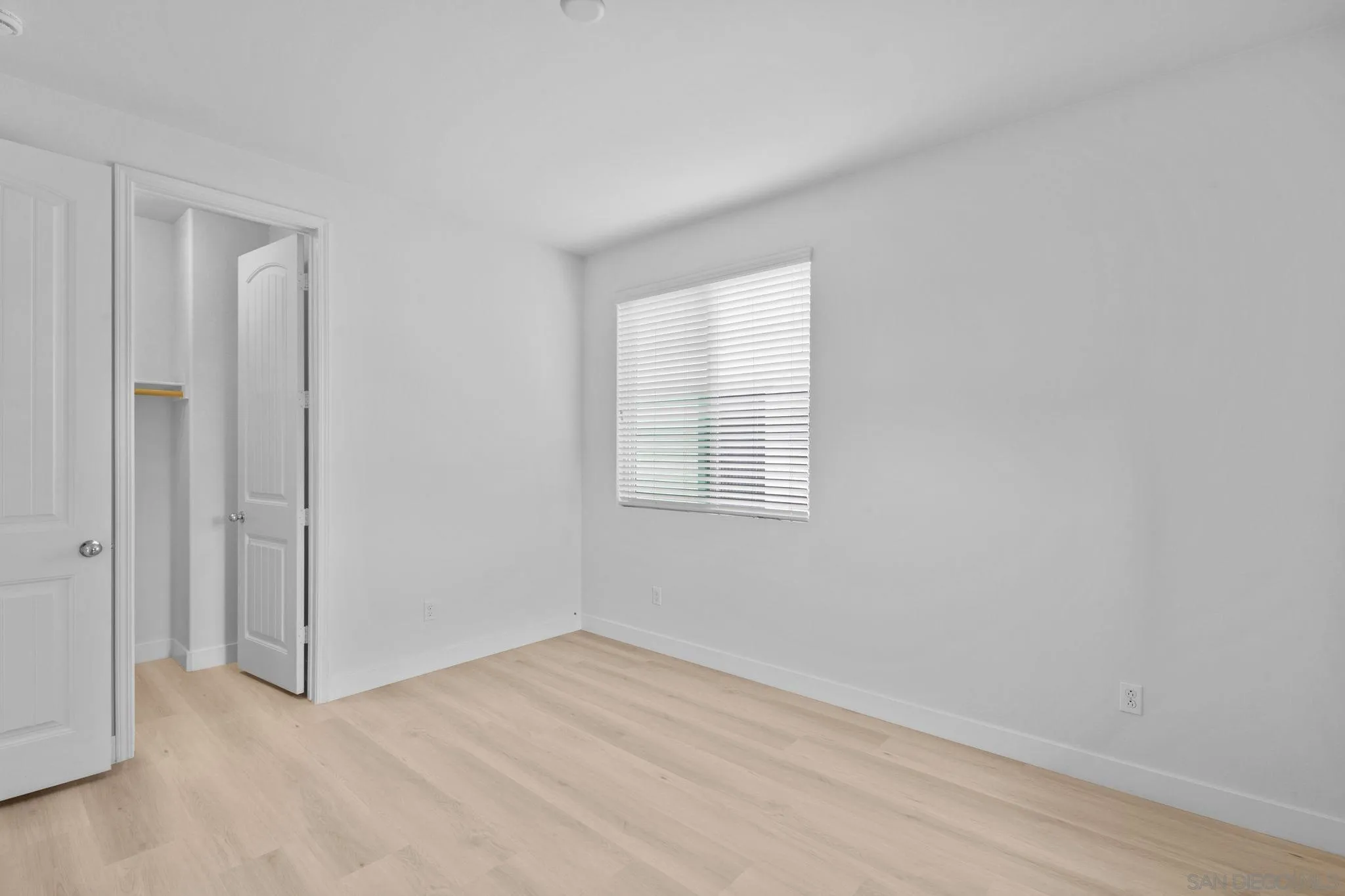 https://cdn.realtyfeed.com/cdn/127/260019403/c168c36918121ce4232b6413898f381f.webp