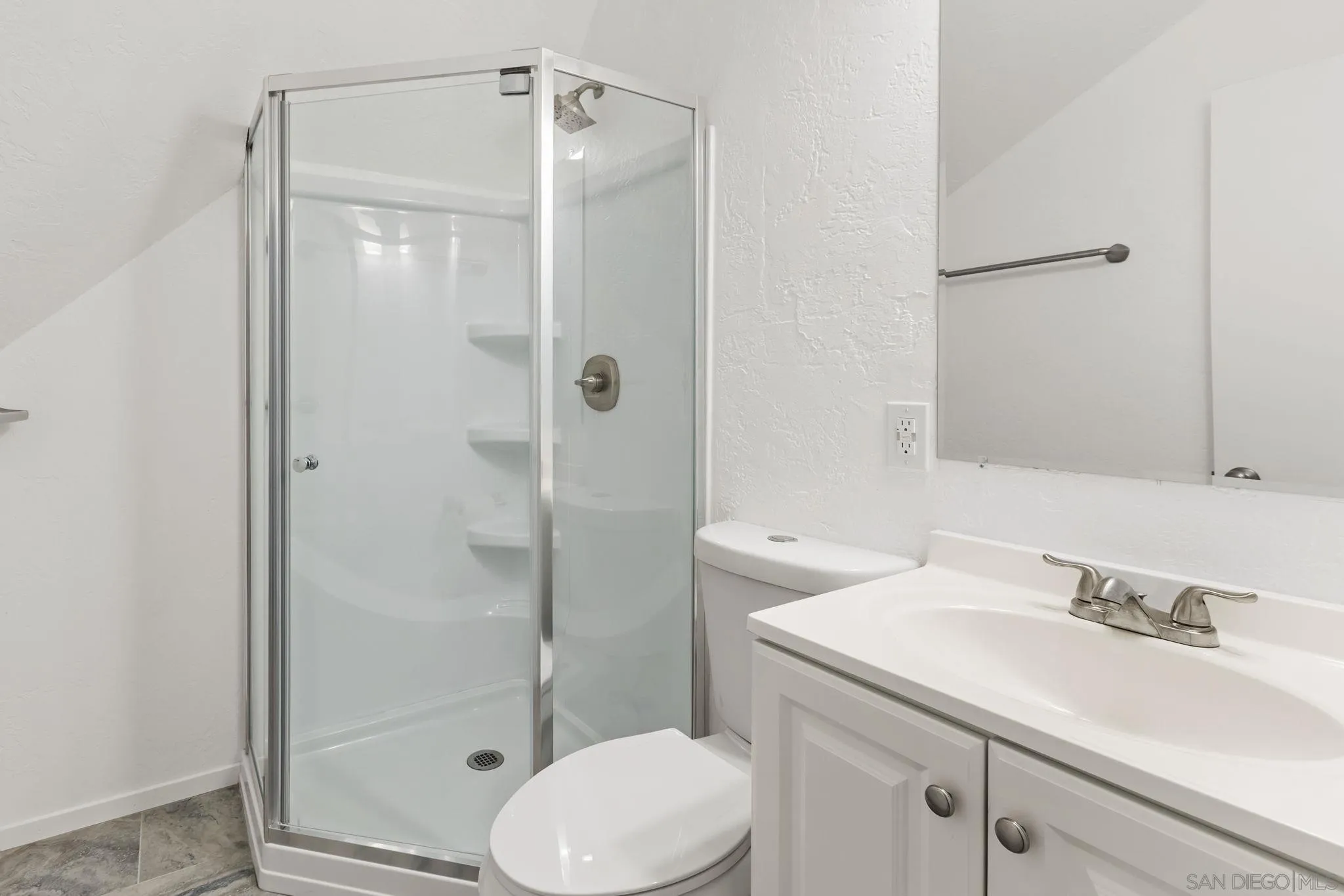 https://cdn.realtyfeed.com/cdn/127/260019405/17c785923ac866a028e6e25a61d3aec4.webp