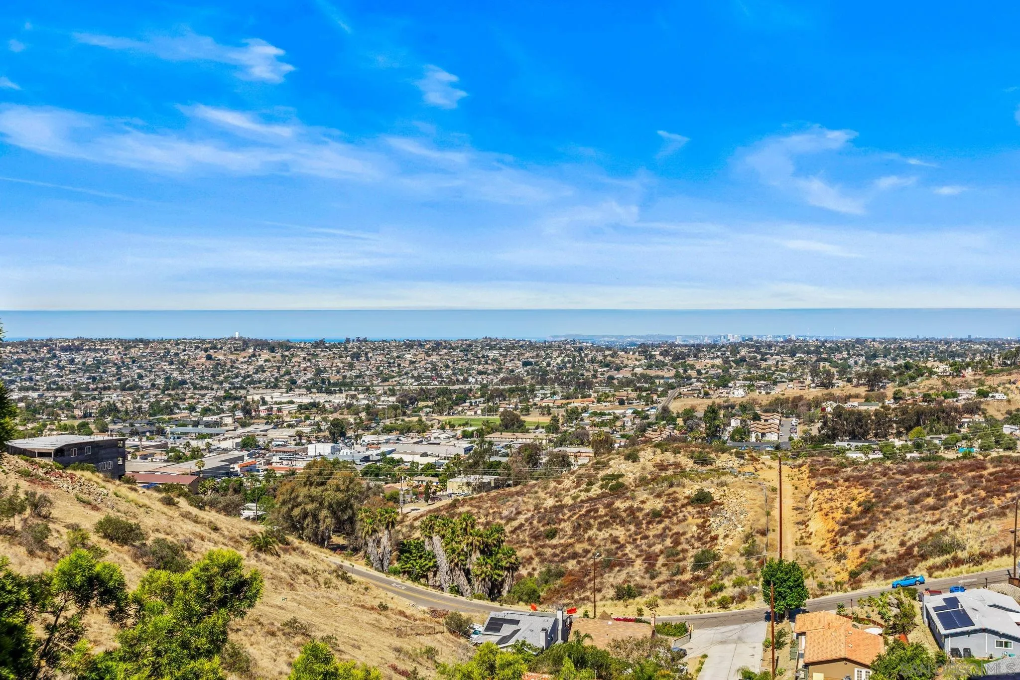 https://cdn.realtyfeed.com/cdn/127/260019405/9be7982baf9a9a9920f49cbf35f4ab68.webp
