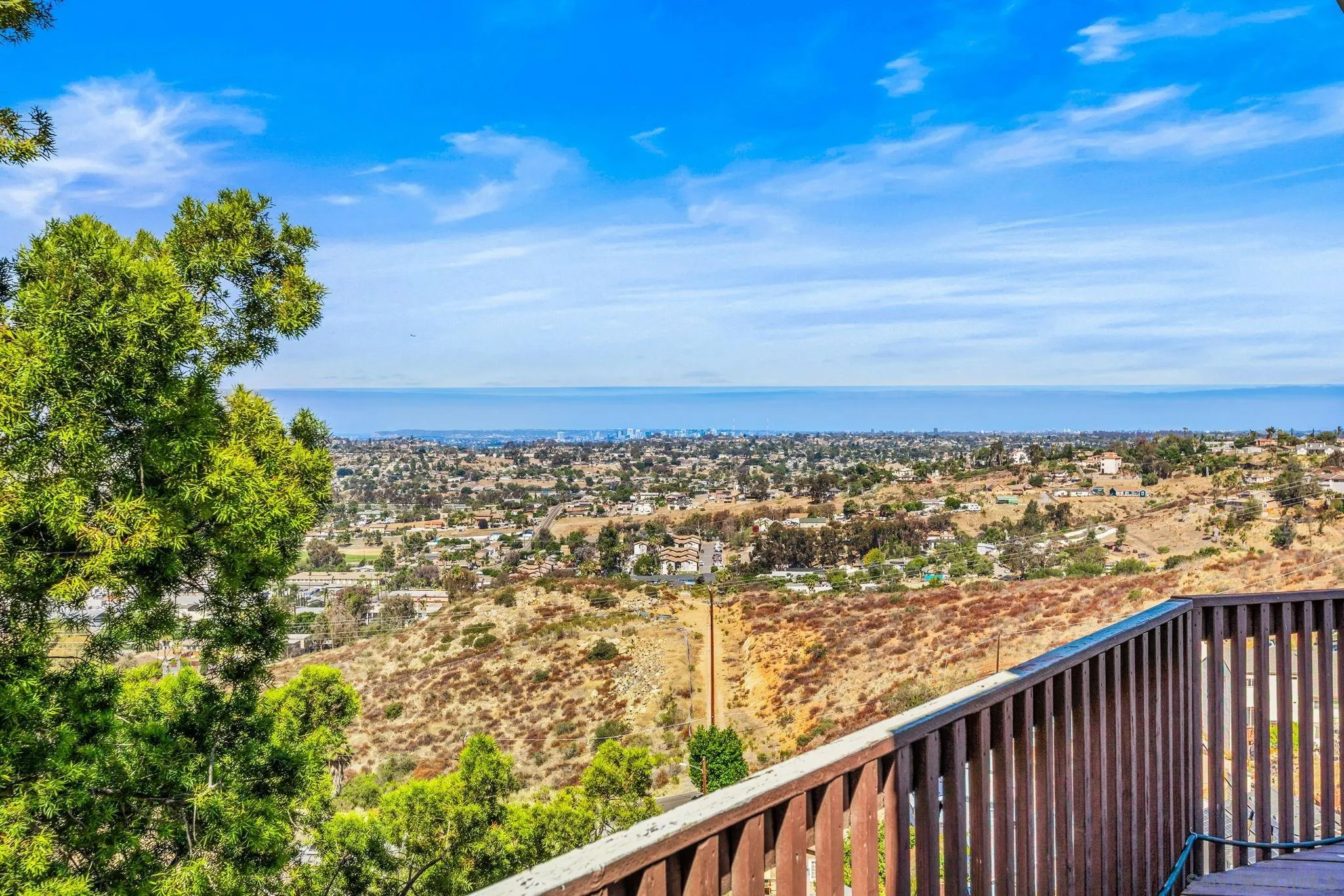 https://cdn.realtyfeed.com/cdn/127/260019405/b936baf58b423862ff683baee2871539.webp