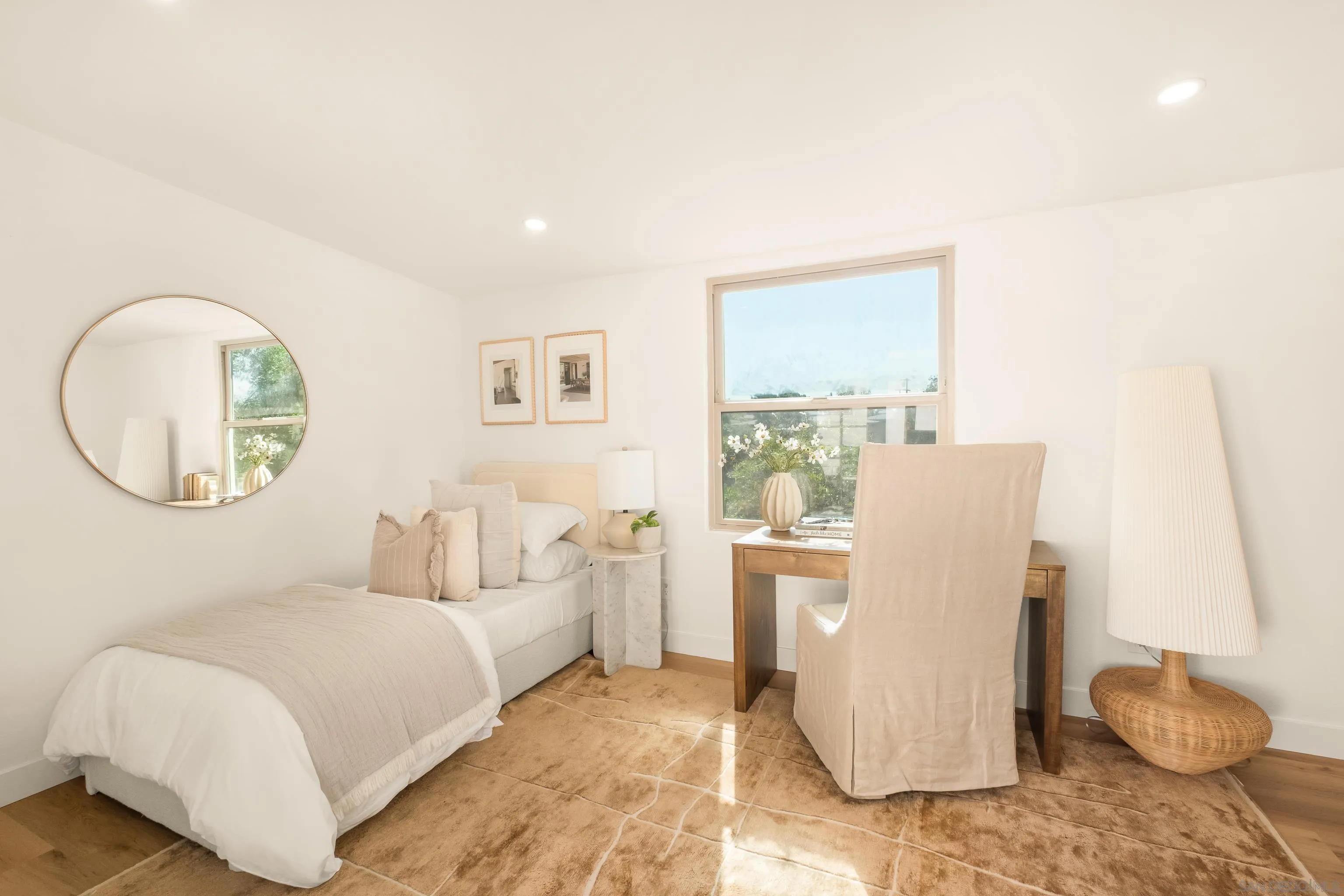 https://cdn.realtyfeed.com/cdn/127/260019406/1482ceeeafe17415ae1804427f55d32e.webp