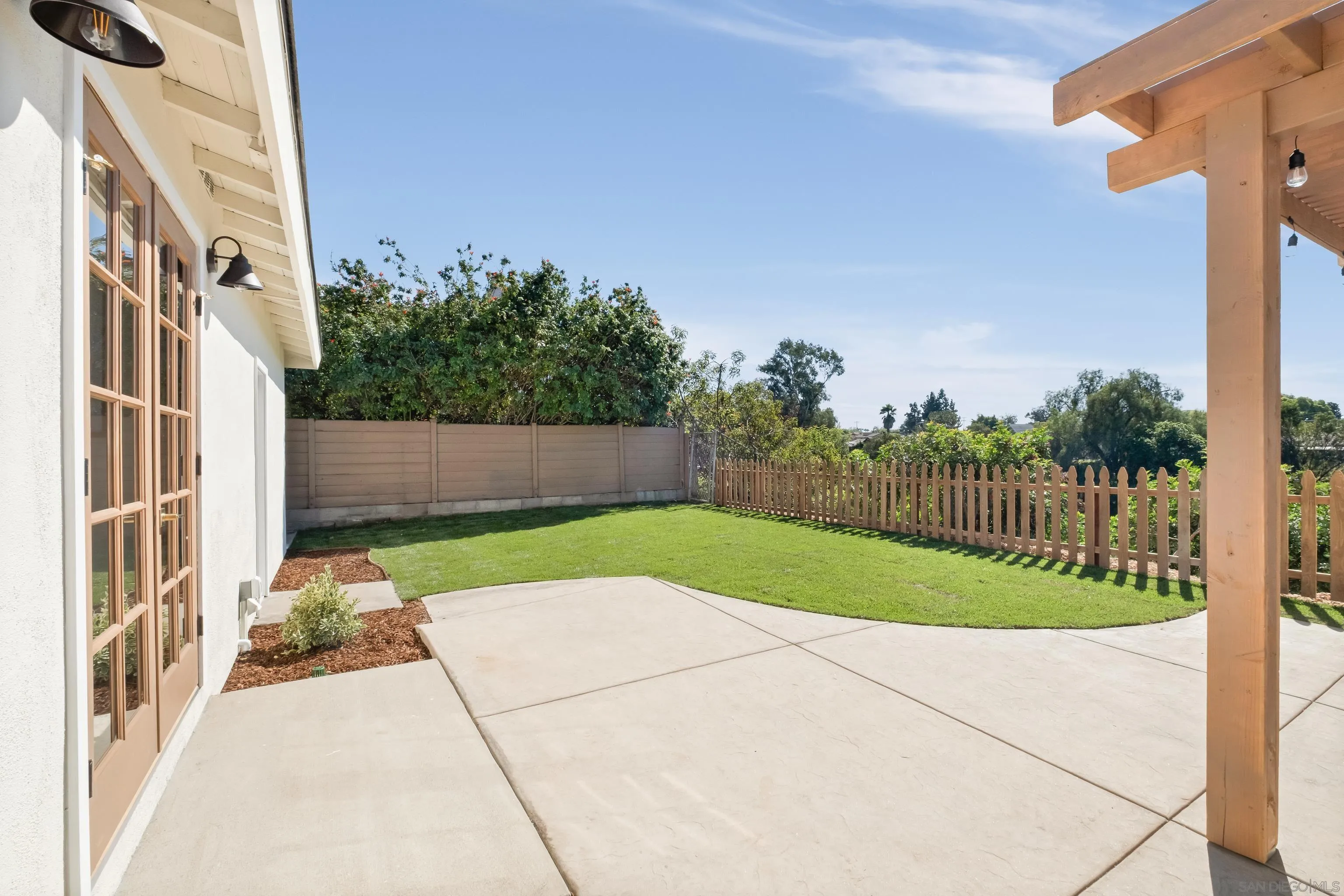 https://cdn.realtyfeed.com/cdn/127/260019406/df9e4d09c80098c35ffacc557df58732.webp