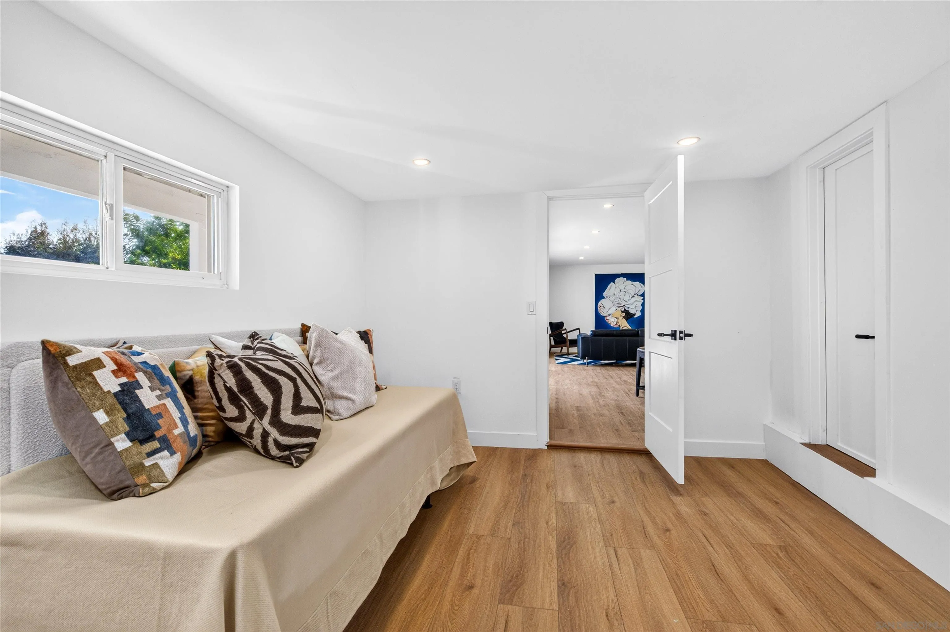 https://cdn.realtyfeed.com/cdn/127/260019412/30b65ae04a1b2fd3696e666a74da4374.webp