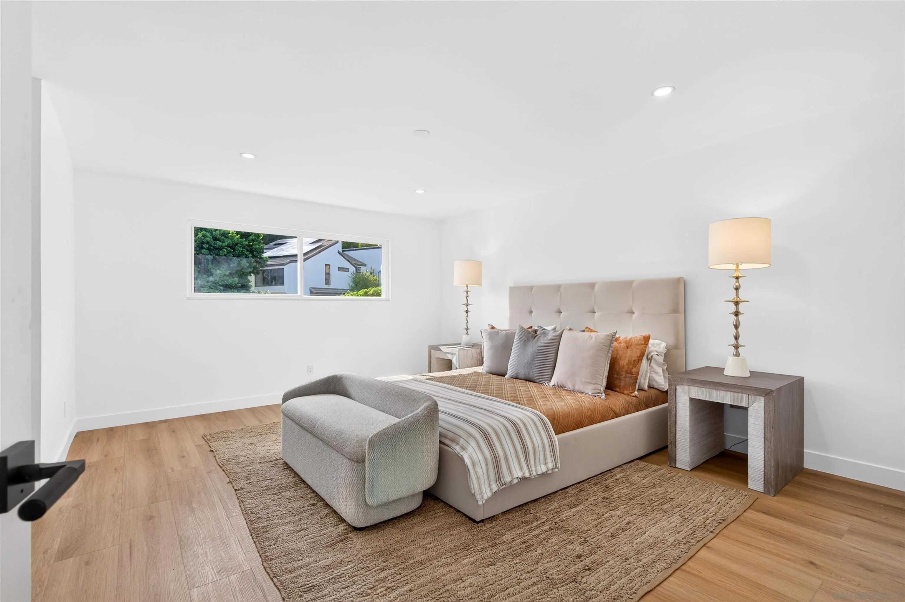 https://cdn.realtyfeed.com/cdn/127/260019412/5a507ac3cb4acc0fa7cd2ef090649622.webp