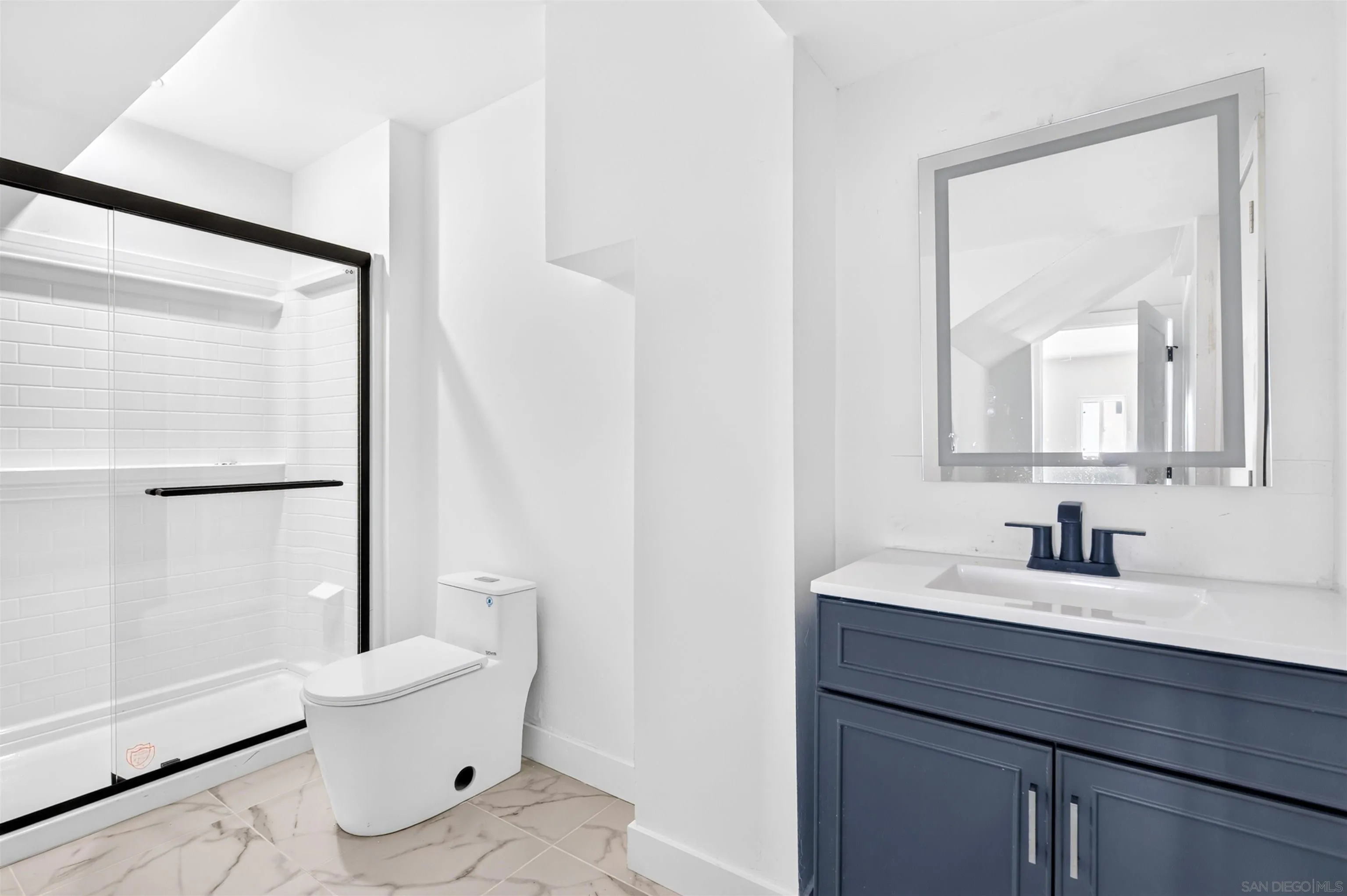 https://cdn.realtyfeed.com/cdn/127/260019412/82d29f916ebf3d7b0f3c69e036e54059.webp