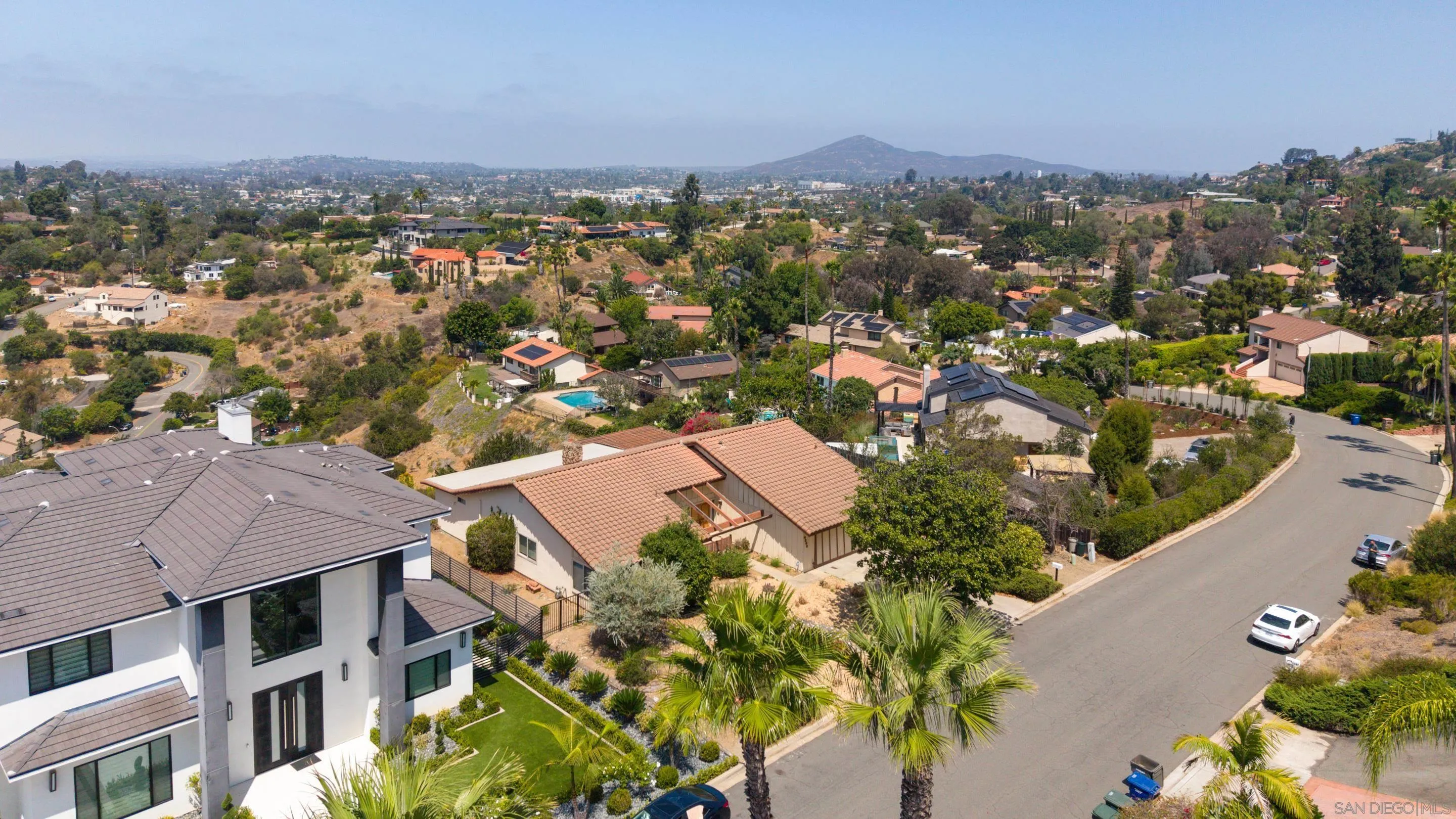 https://cdn.realtyfeed.com/cdn/127/260019415/149bd6e505a7bf567f4f87f702c45b0b.webp