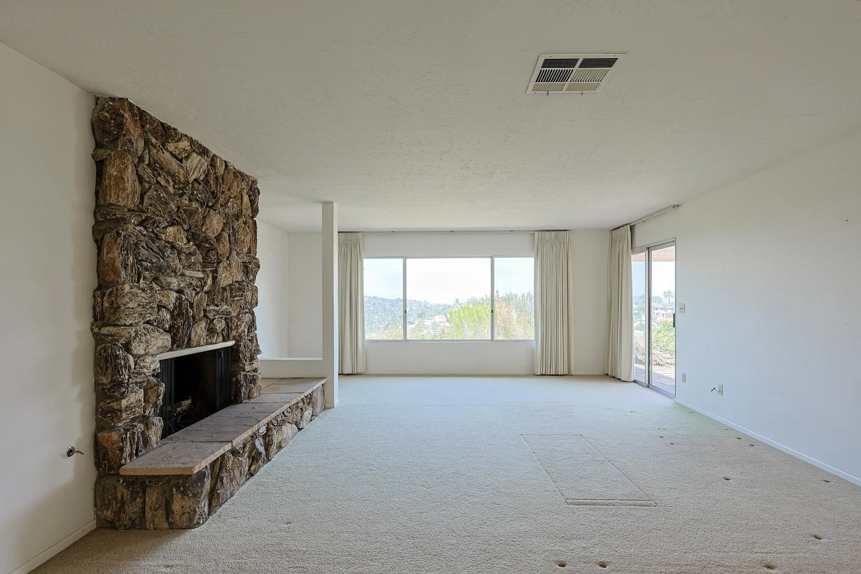 https://cdn.realtyfeed.com/cdn/127/260019415/4756fbef5fbb4285fe48ebbc3ff4a608.webp