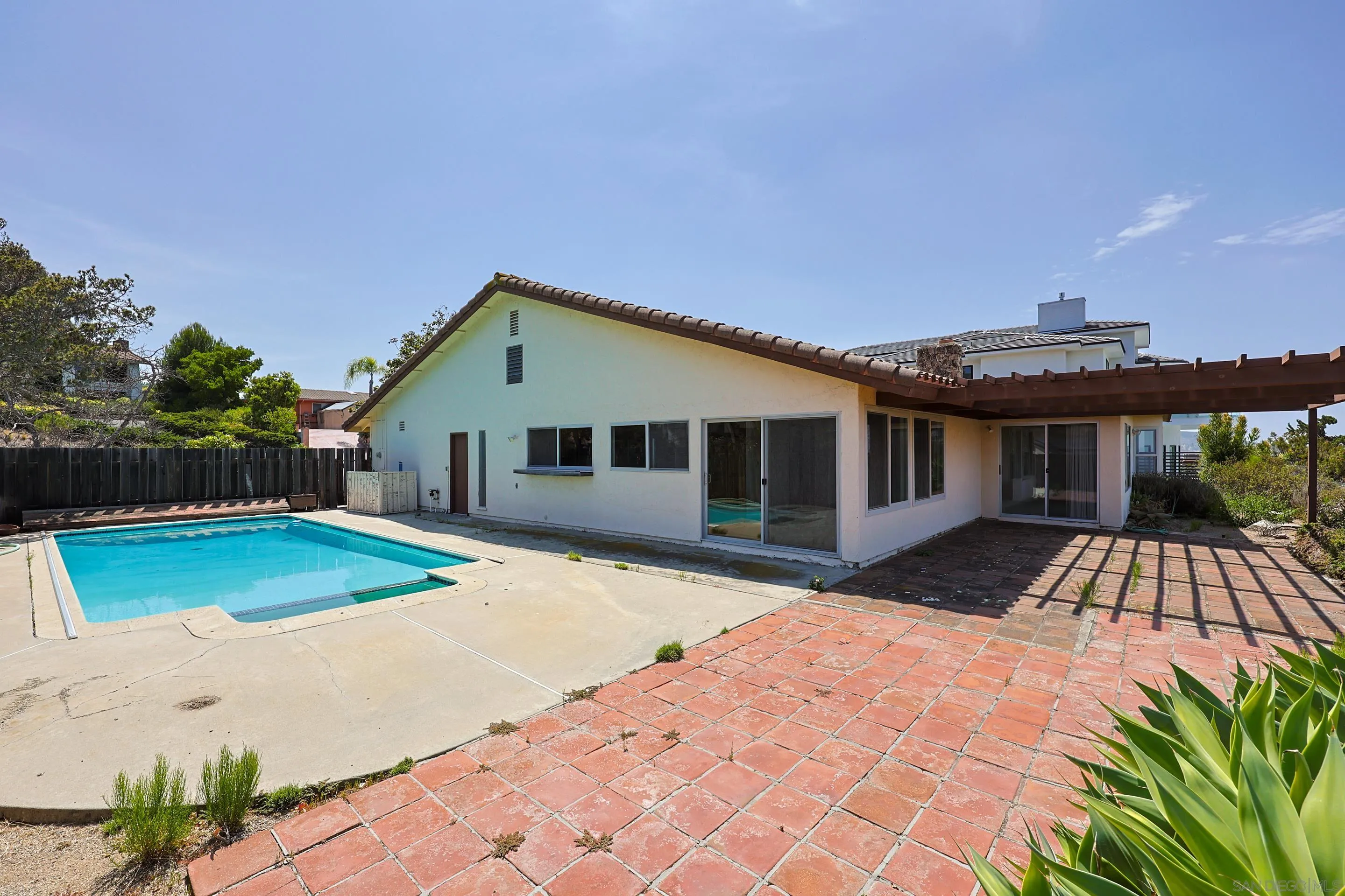 https://cdn.realtyfeed.com/cdn/127/260019415/e6325a3452e9632ae3a842f72e3564c0.webp