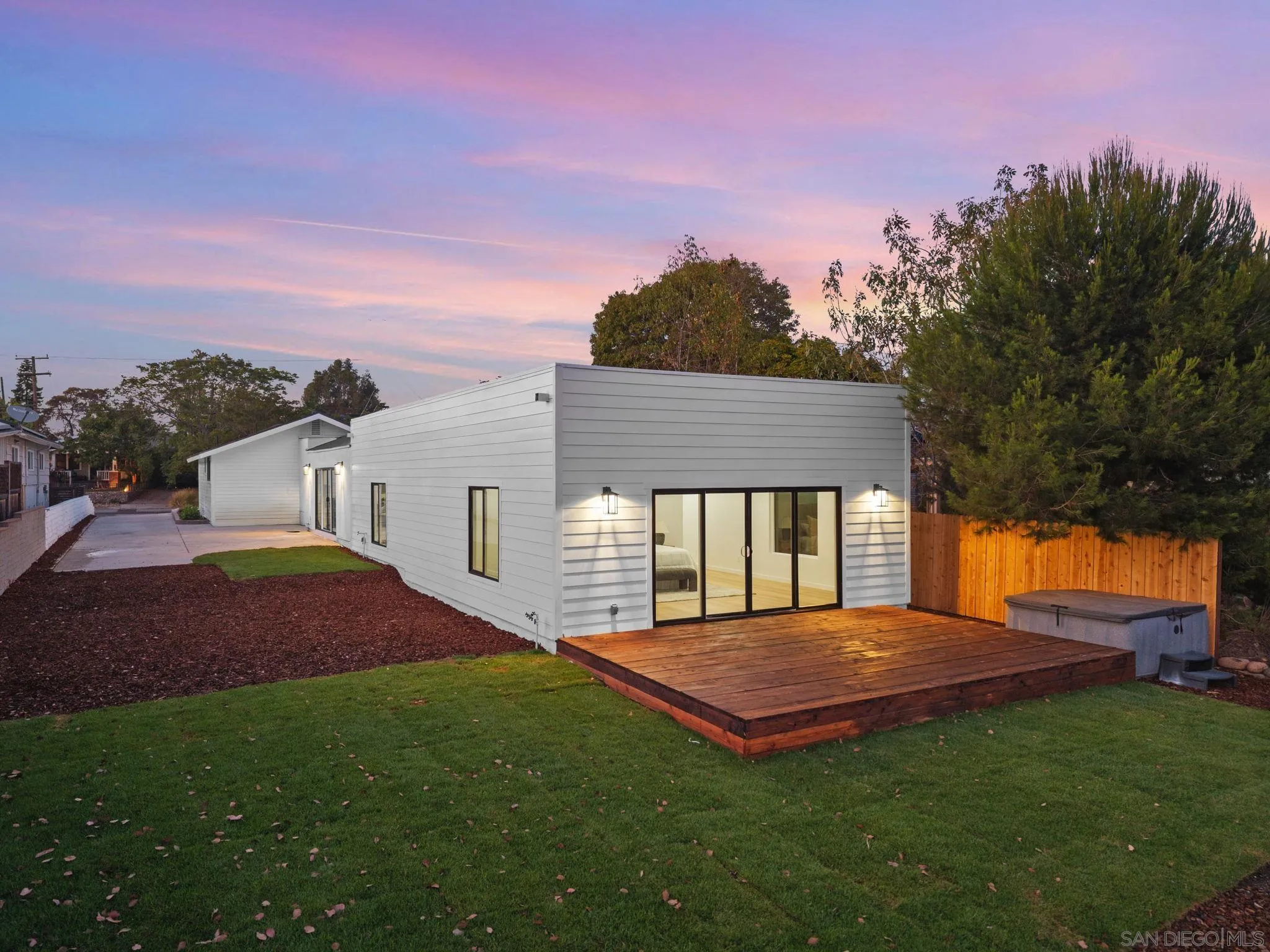 https://cdn.realtyfeed.com/cdn/127/260019424/47d385b54cfed5941383d218104a1da8.webp