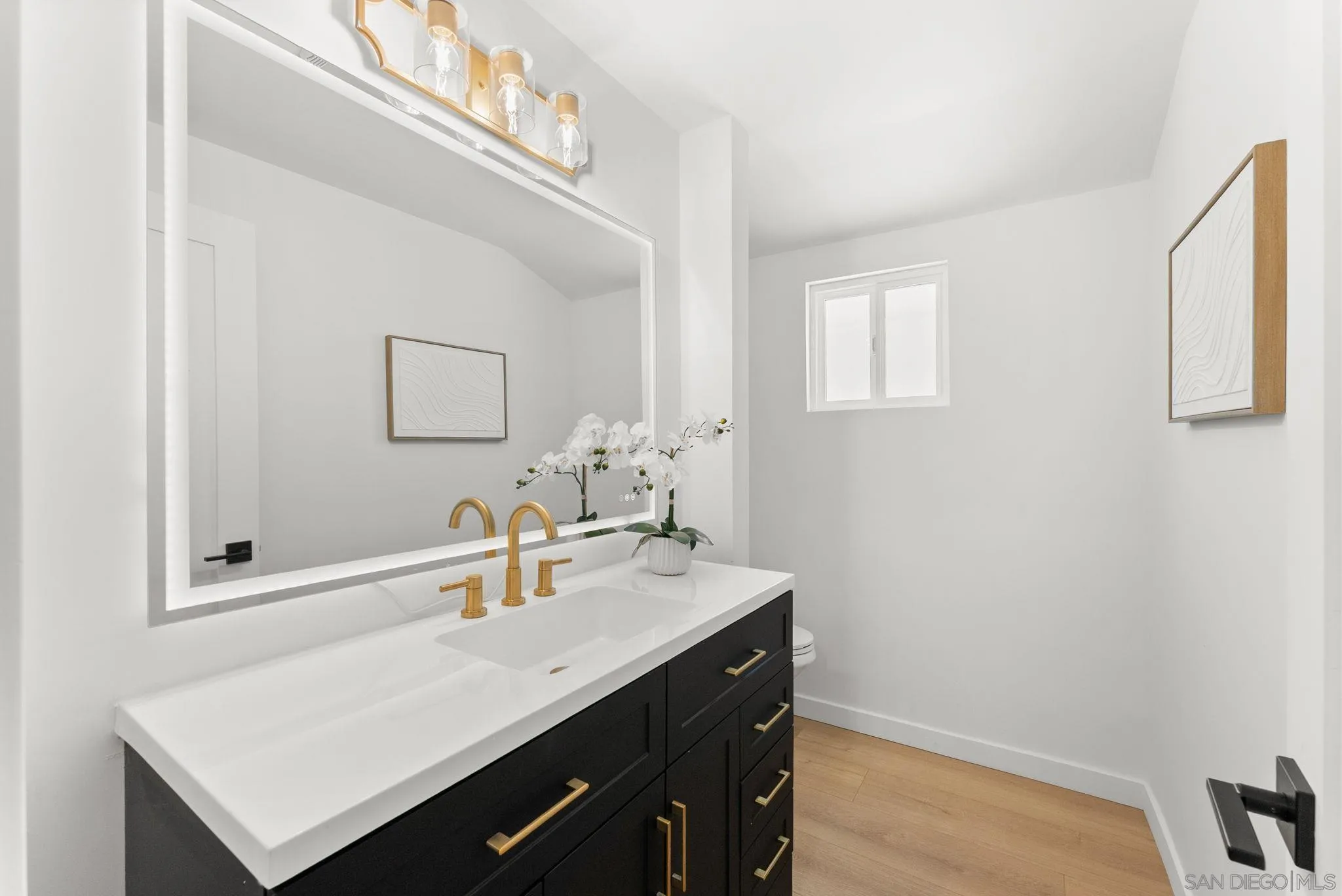 https://cdn.realtyfeed.com/cdn/127/260019424/8ffaf3c75a292b51632674b948cf48bb.webp