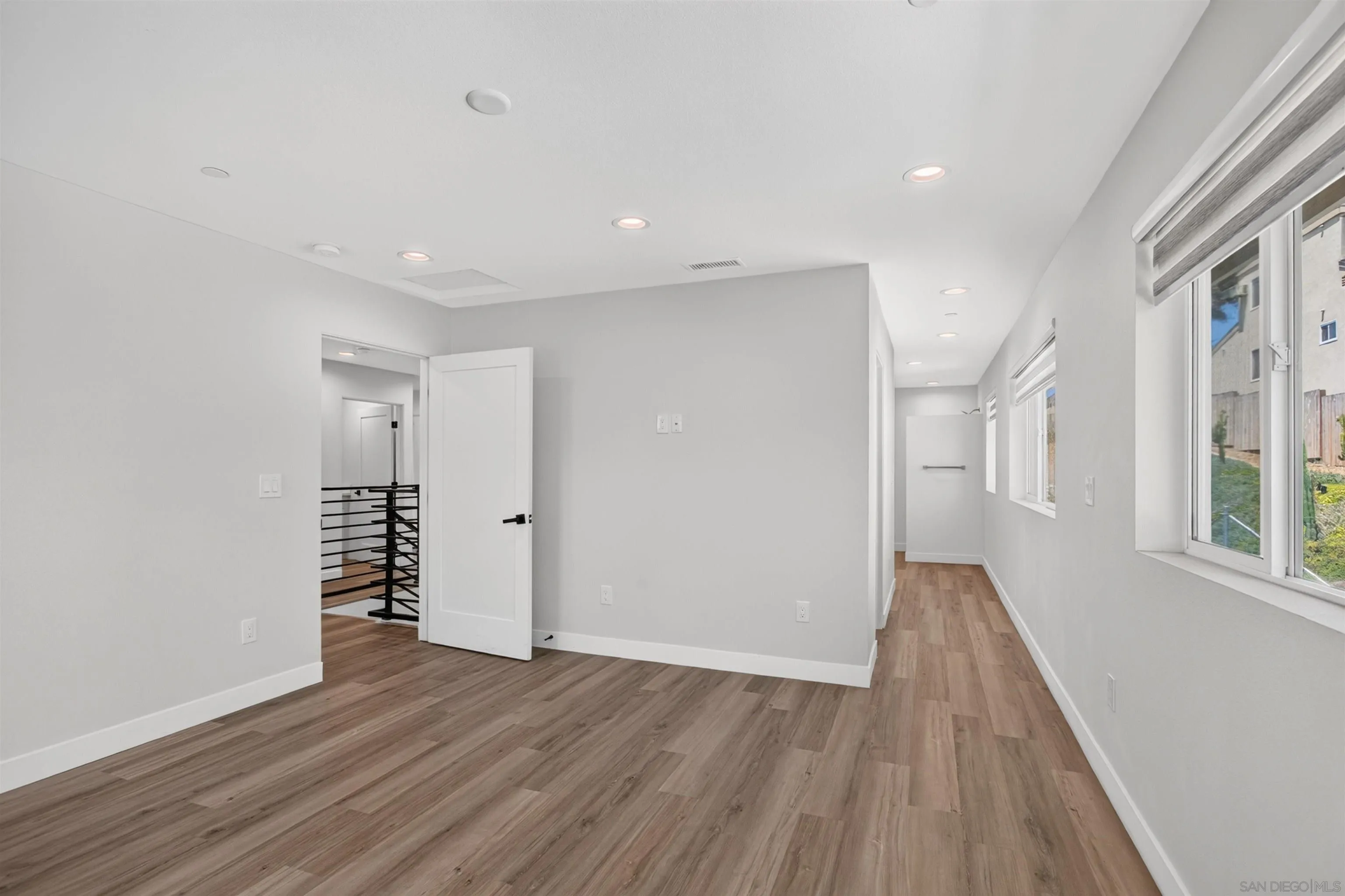 https://cdn.realtyfeed.com/cdn/127/260019426/08954d898c18cd65388b9f2ec1278840.webp