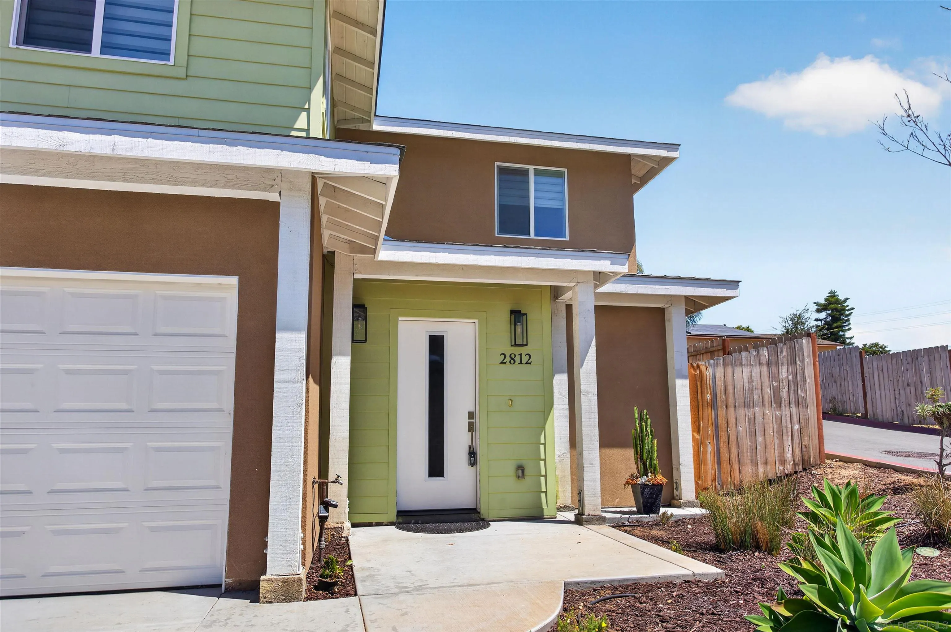 https://cdn.realtyfeed.com/cdn/127/260019426/3a5d72243ba2f202bafba651859430dc.webp