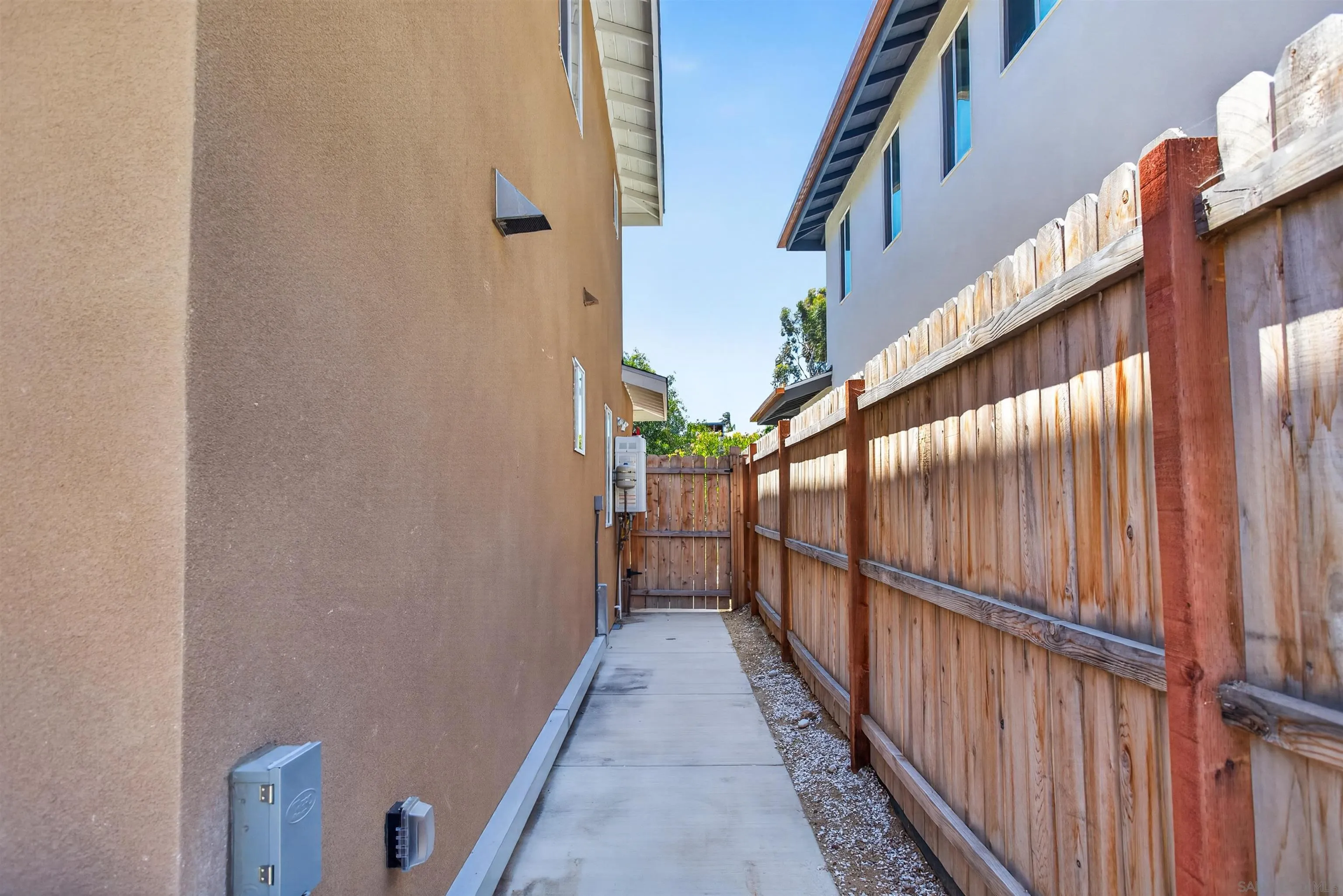 https://cdn.realtyfeed.com/cdn/127/260019426/47f9e77eee1789bd43289c99a0c276db.webp