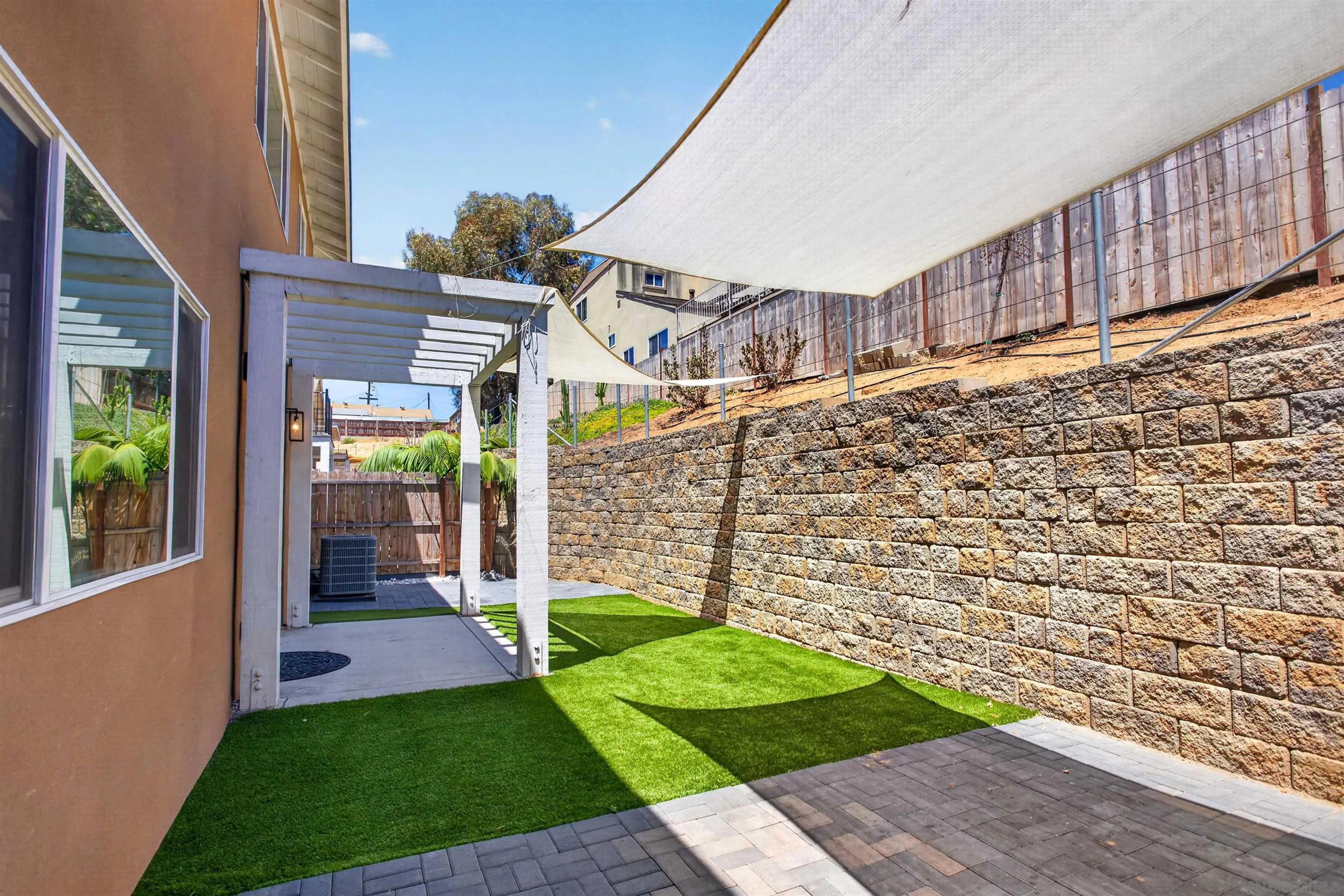 https://cdn.realtyfeed.com/cdn/127/260019426/c3fbbd151d5ca407d1d9f40968738099.webp