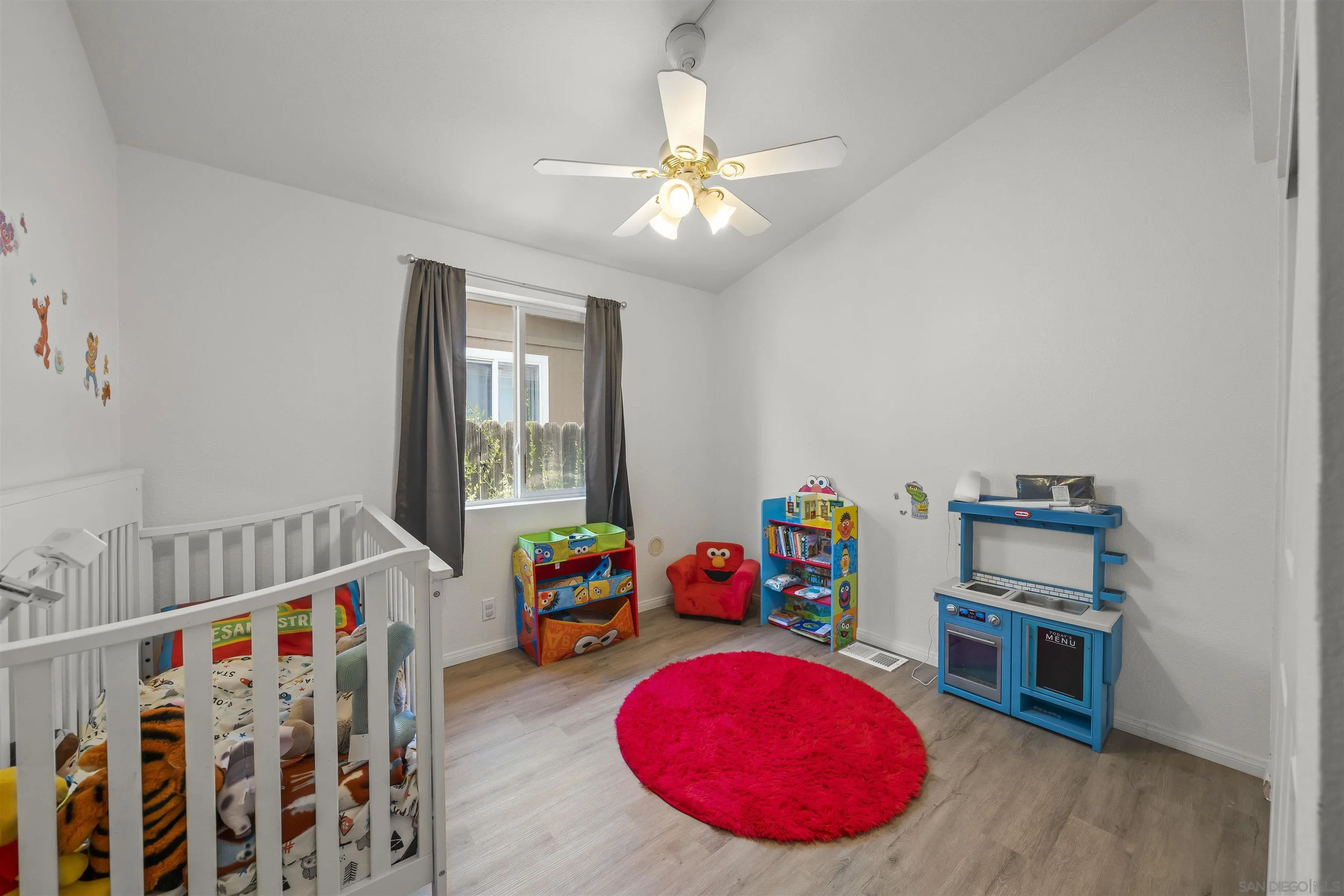 https://cdn.realtyfeed.com/cdn/127/260019427/0698b8a2ab25bc65fd742bdbad46fcc1.webp
