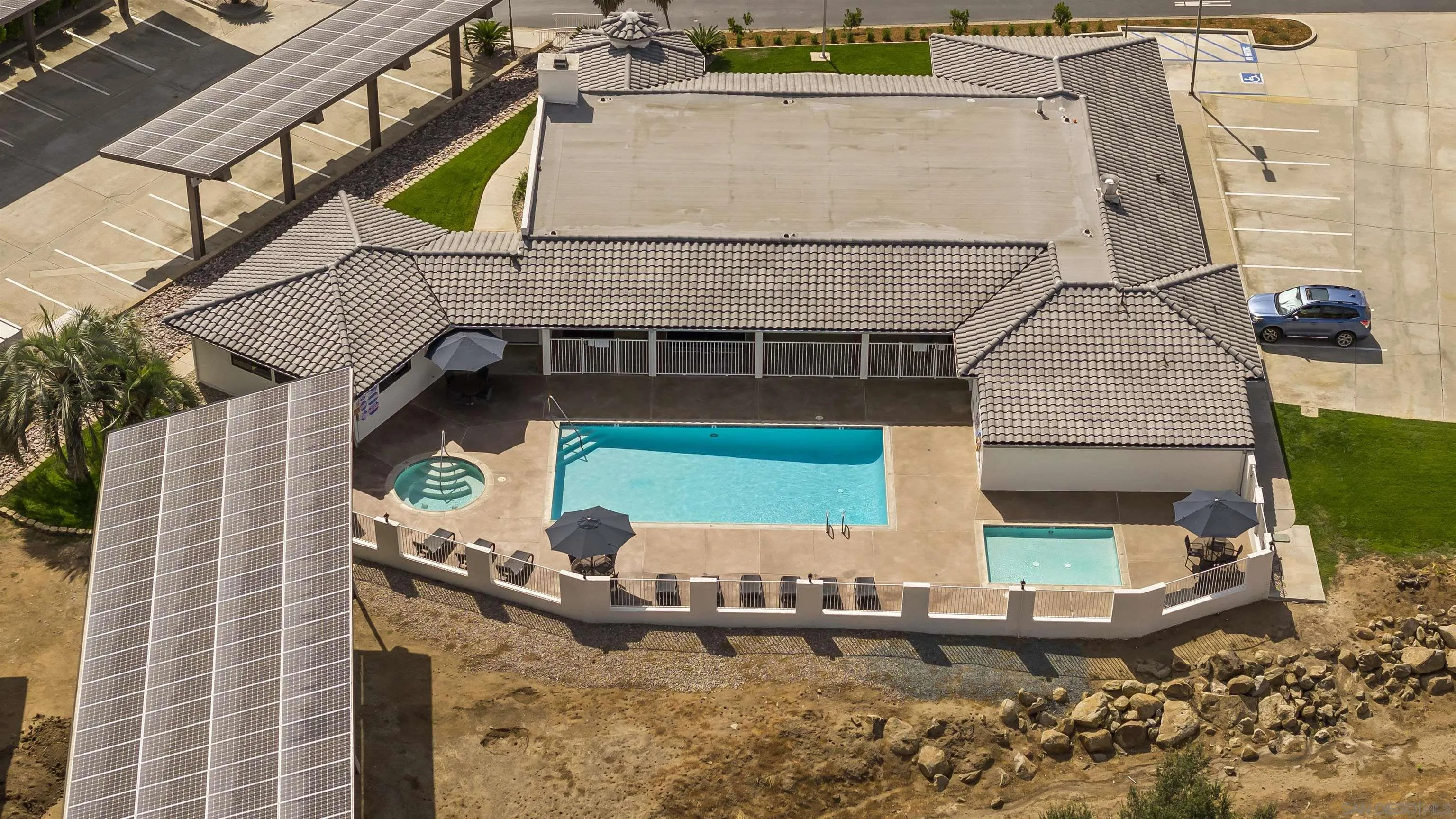 https://cdn.realtyfeed.com/cdn/127/260019427/afcd5c5f29aa7b0256155a8bce191624.webp