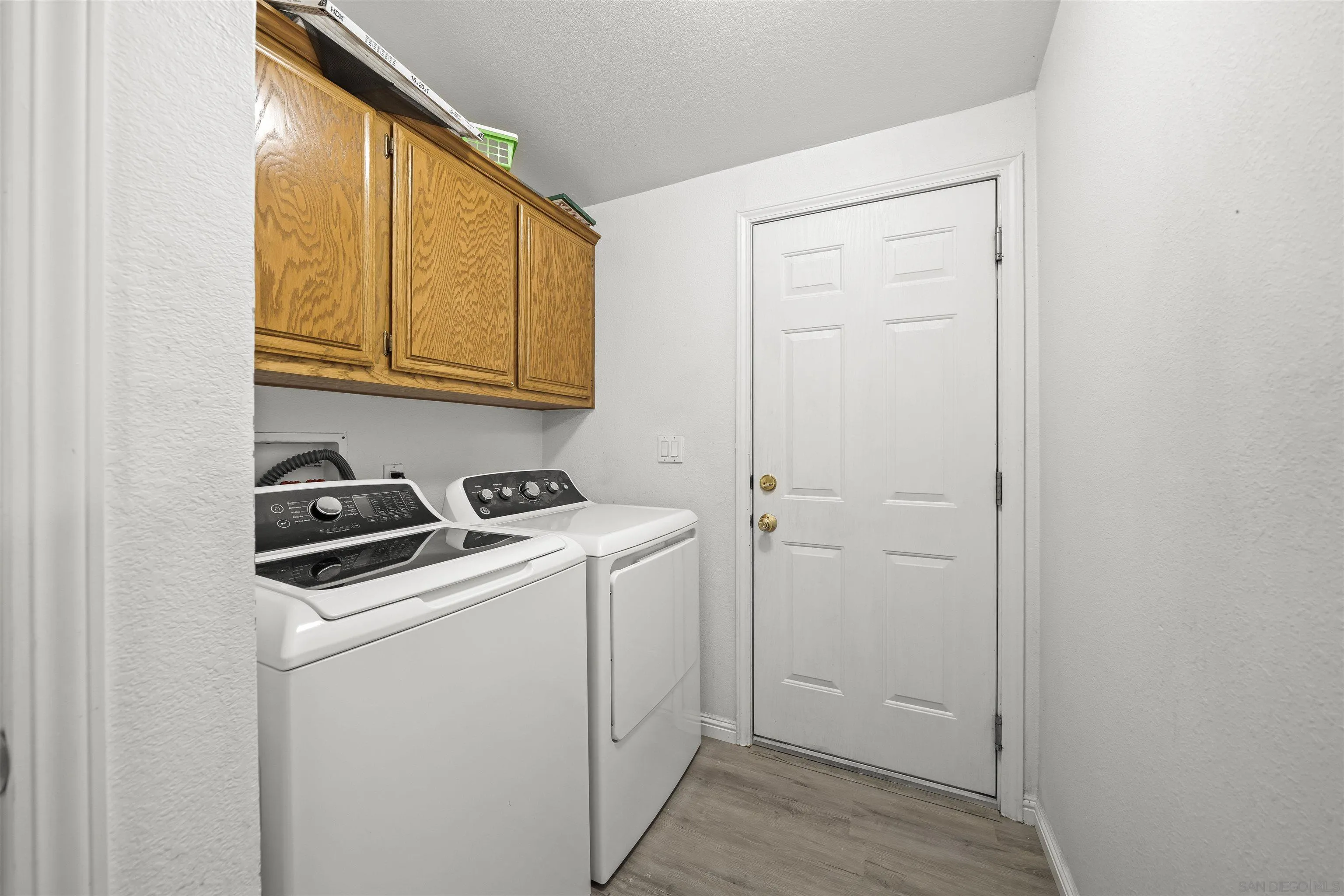 https://cdn.realtyfeed.com/cdn/127/260019427/b0538d5b30690eb79c39ccf63ef56c53.webp