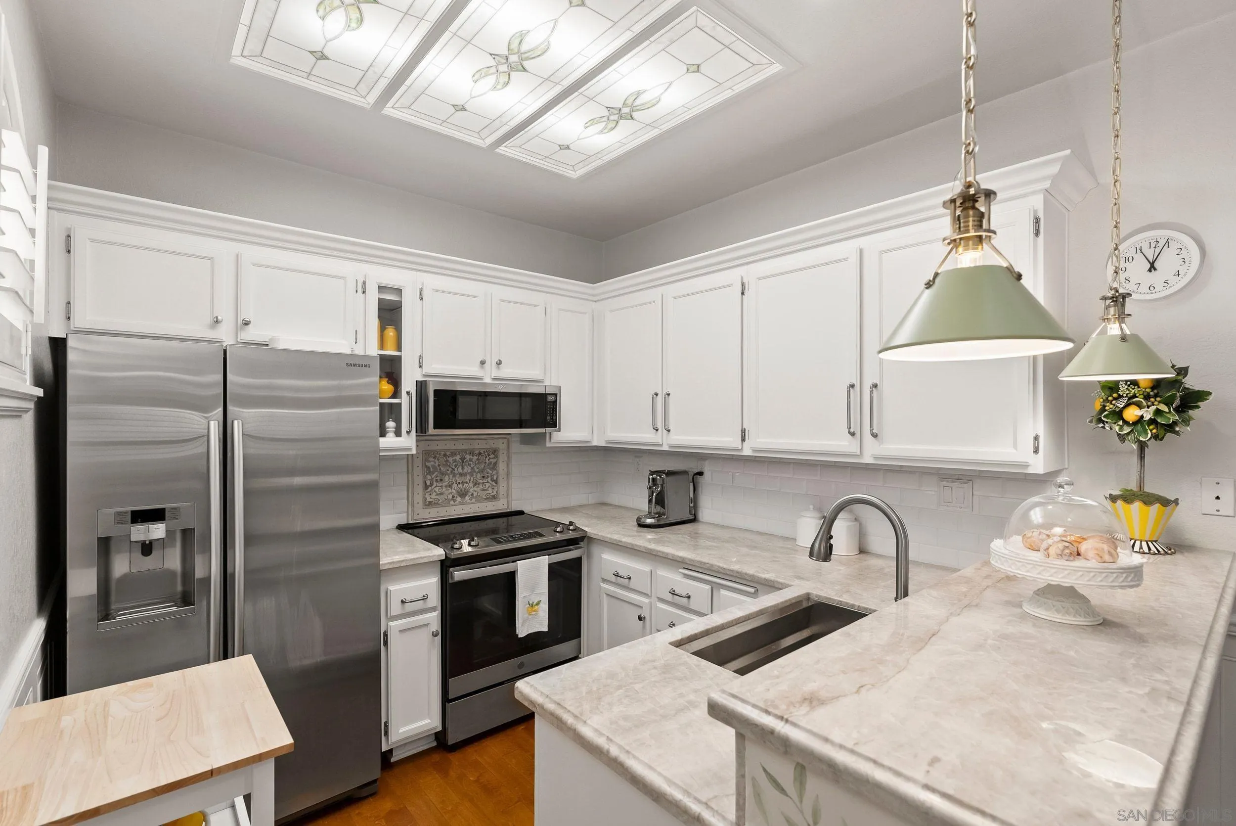 https://cdn.realtyfeed.com/cdn/127/260019430/1634024df6066af9f15fc8306f3090ea.webp