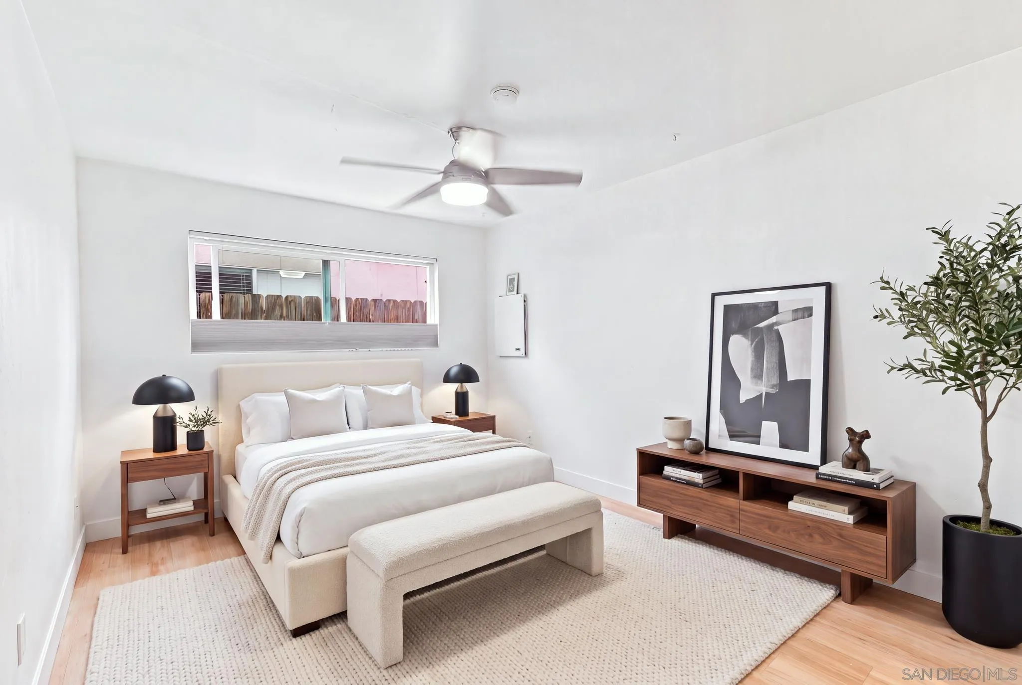 Photo #3: 260019431 Listing: Photo #3