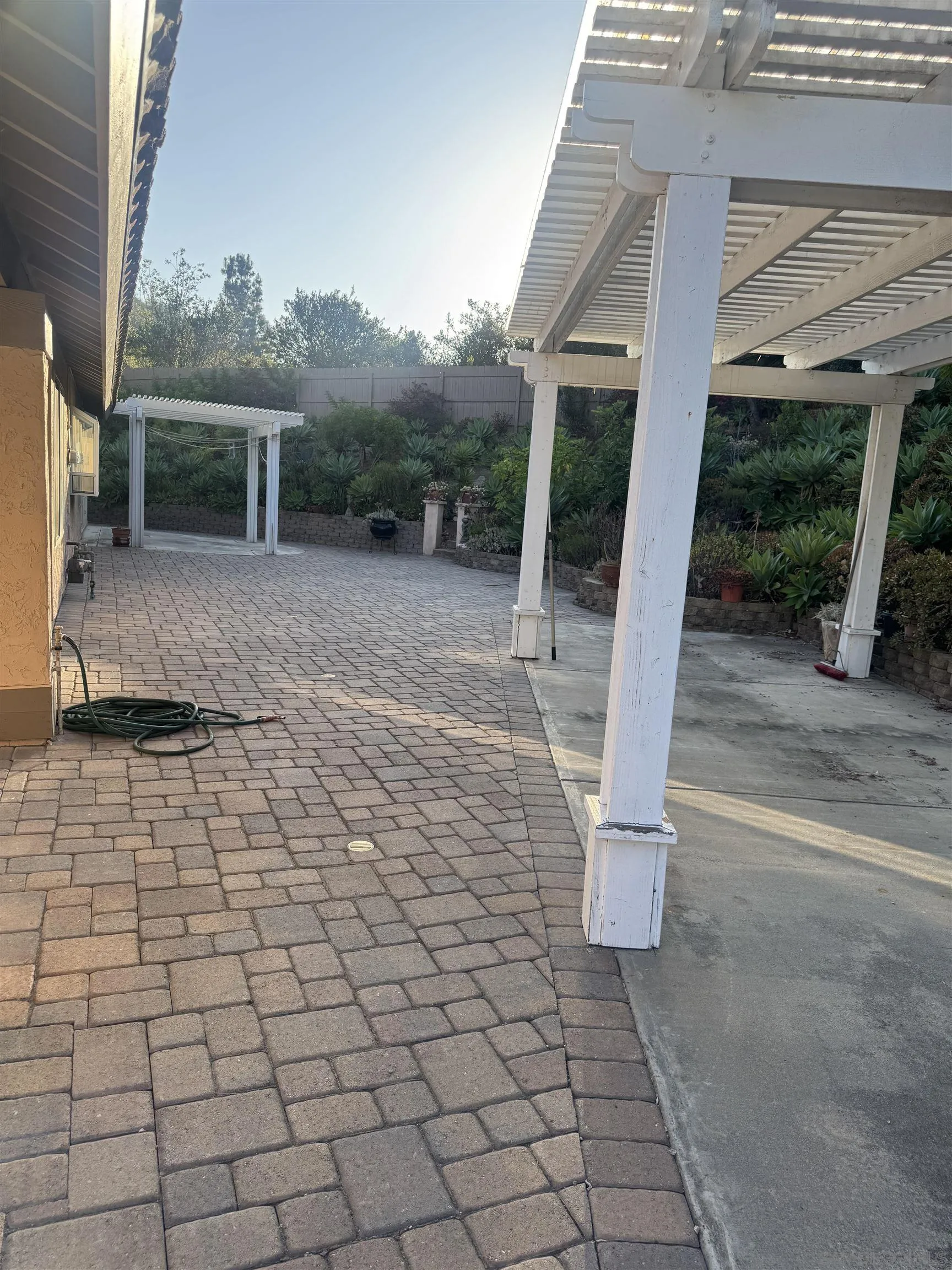 https://cdn.realtyfeed.com/cdn/127/260019432/1fa449776894dd2722e26ec32acdb4bb.webp