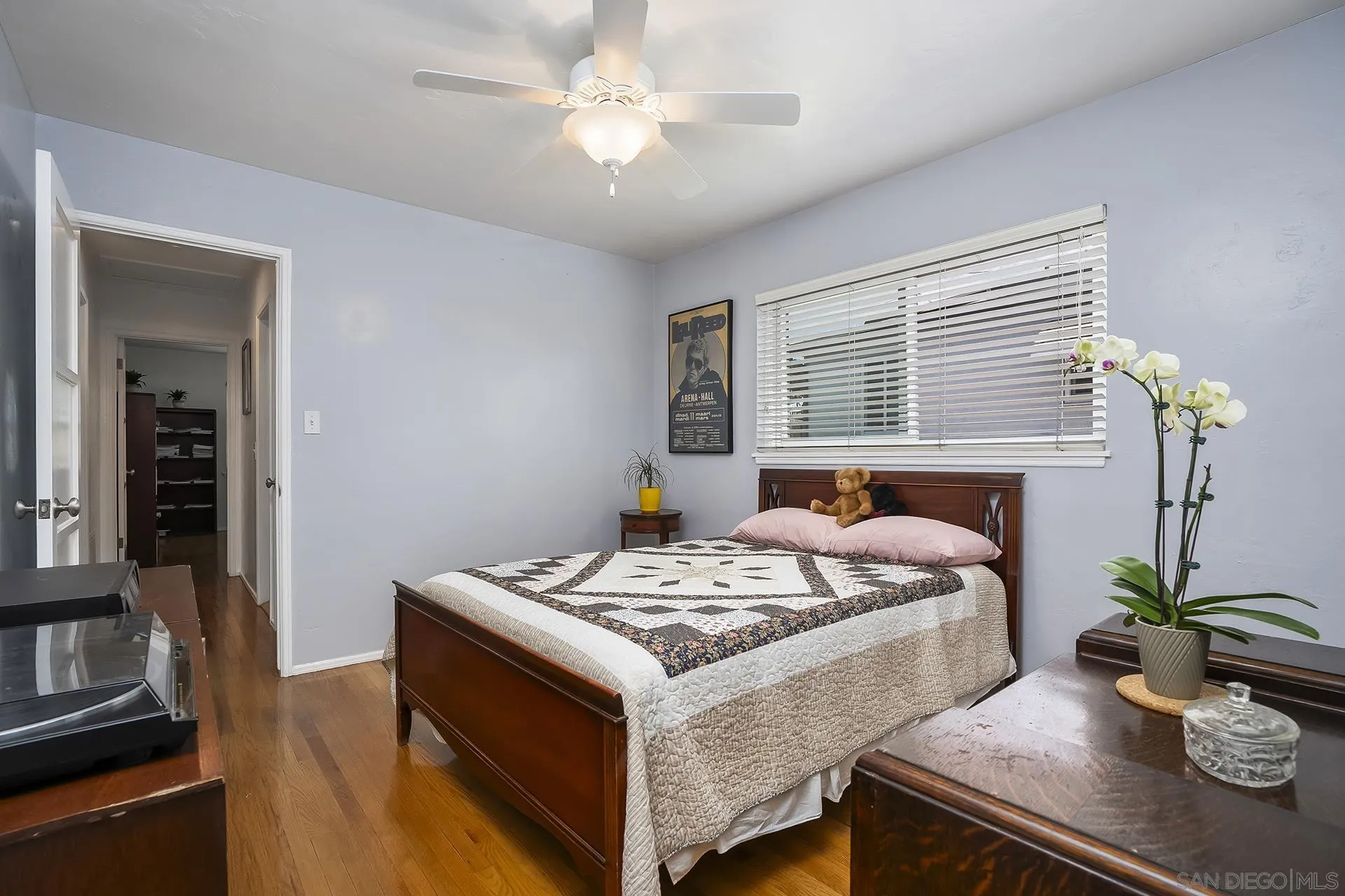 https://cdn.realtyfeed.com/cdn/127/260019433/2b89608e161a54debe19ff807565f02b.webp