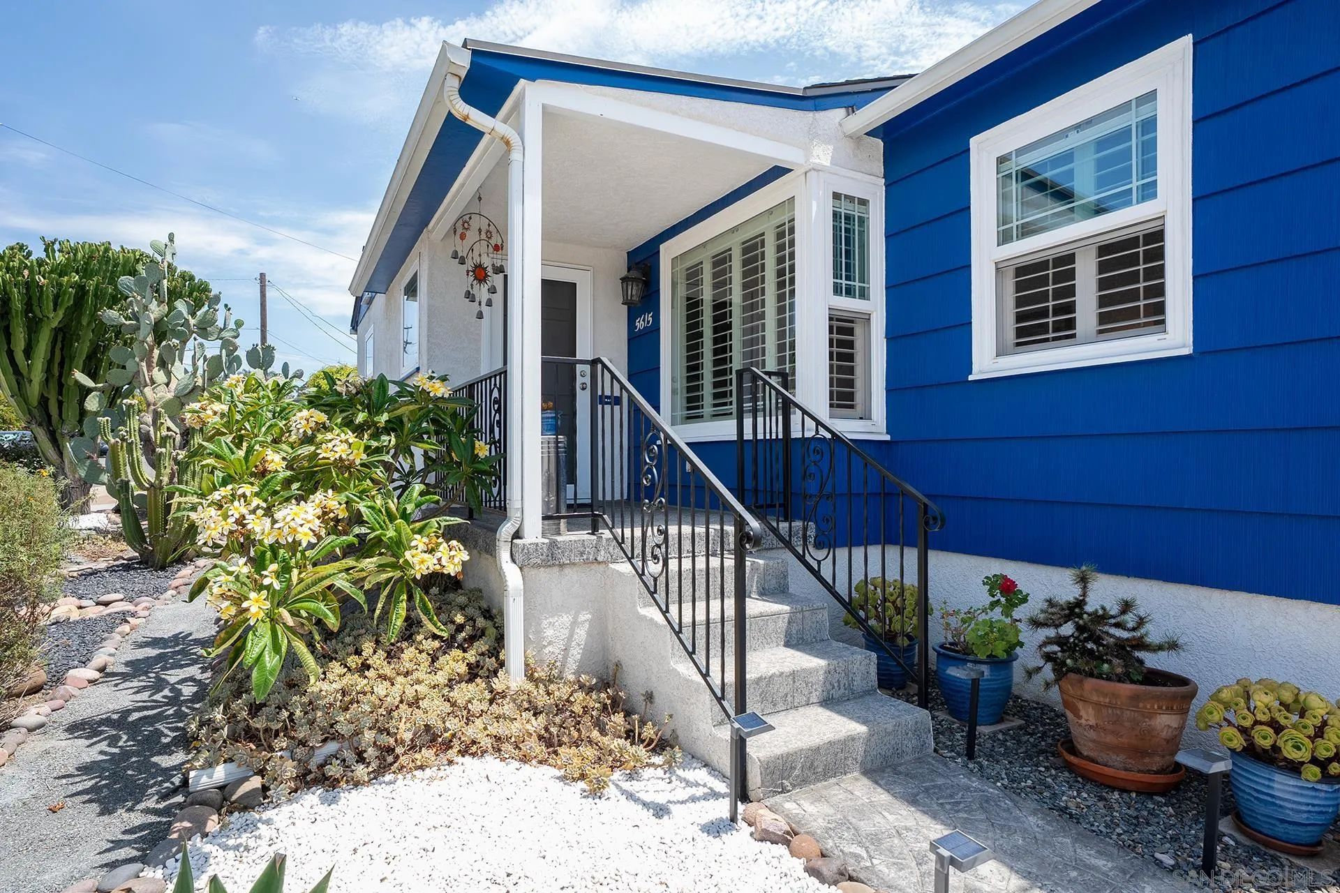 https://cdn.realtyfeed.com/cdn/127/260019433/87fb68fccd6e358448f8aed3ce2efb01.webp