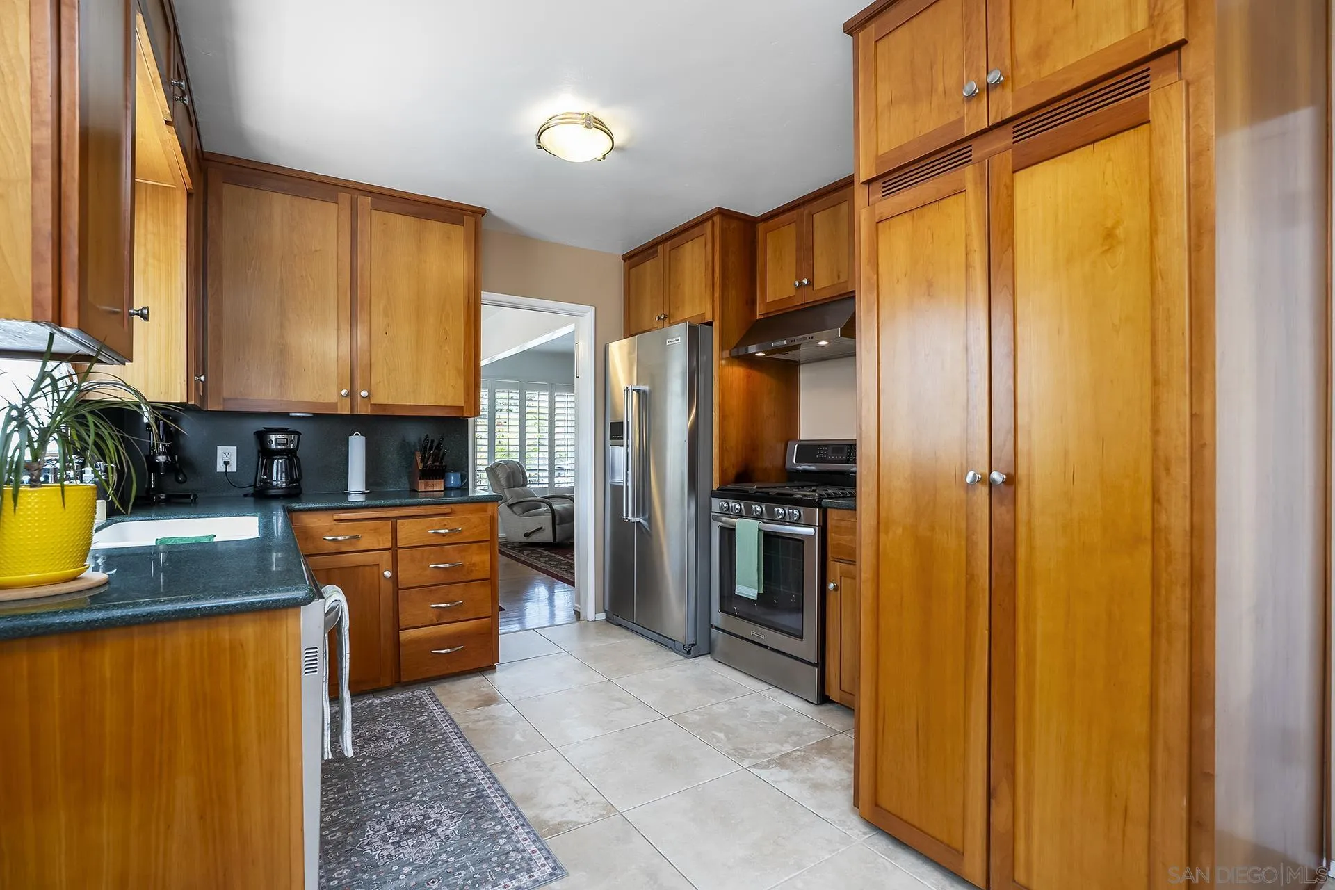 https://cdn.realtyfeed.com/cdn/127/260019433/954ef0950f15c16c6ba4c971f34f2087.webp