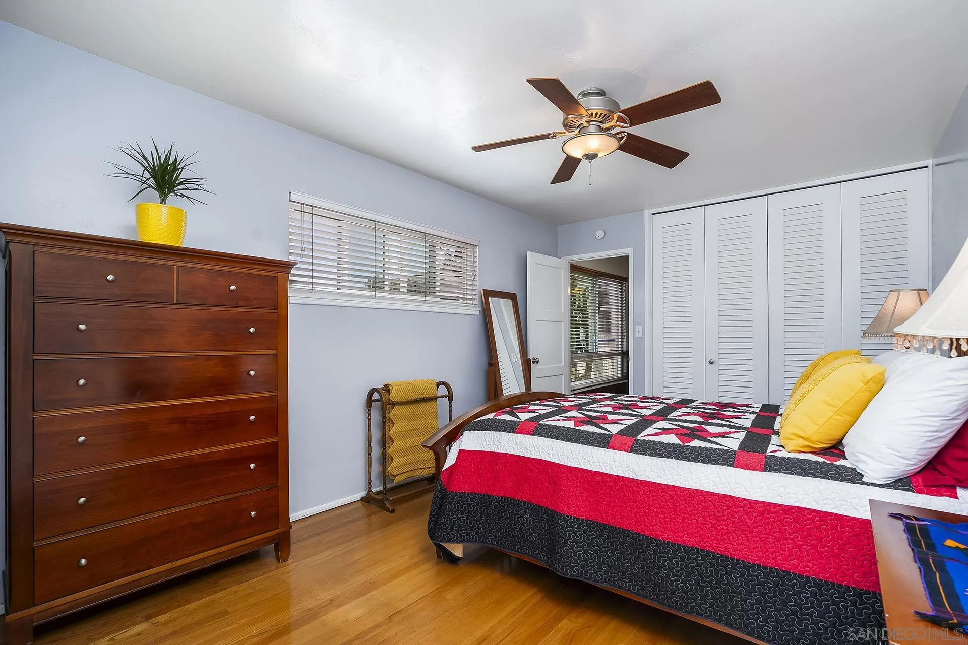 https://cdn.realtyfeed.com/cdn/127/260019433/d7a6dd768843ac40aa82d6e5361a0558.webp