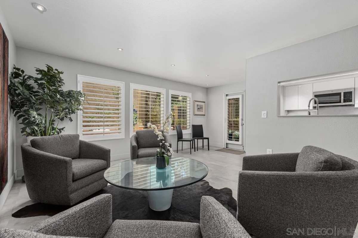 Photo #9: 260019436 Listing: Photo #9
