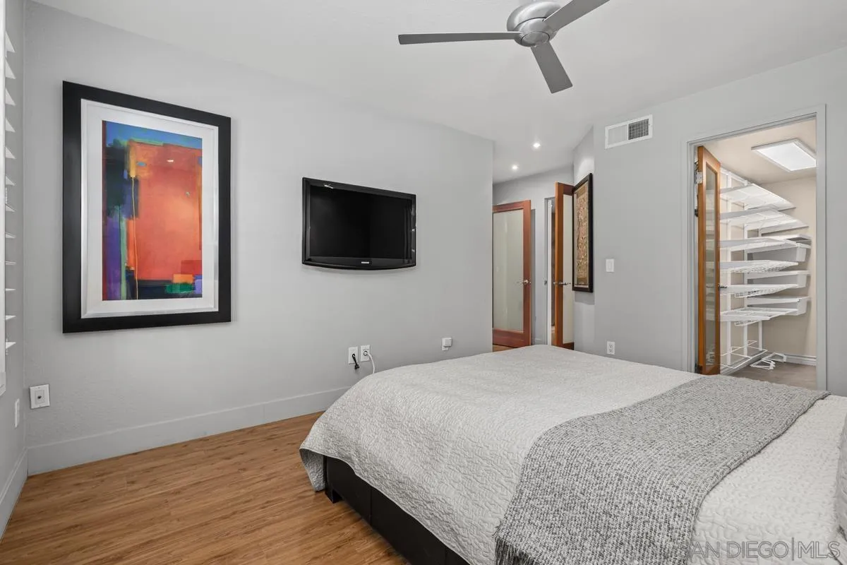 Photo #19: 260019436 Listing: Photo #19