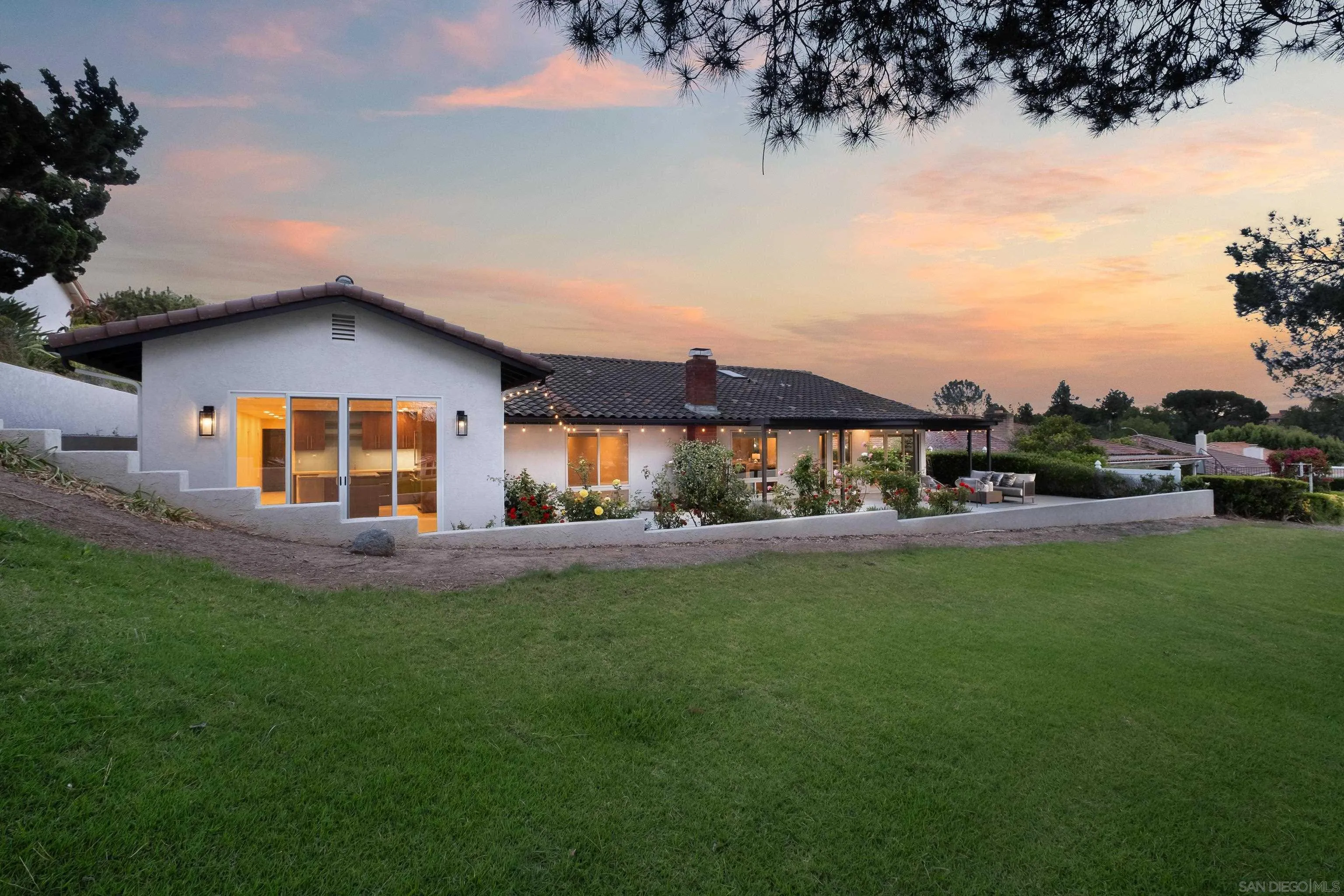https://cdn.realtyfeed.com/cdn/127/260019438/831fa091a06eee80604362572ecc3571.webp