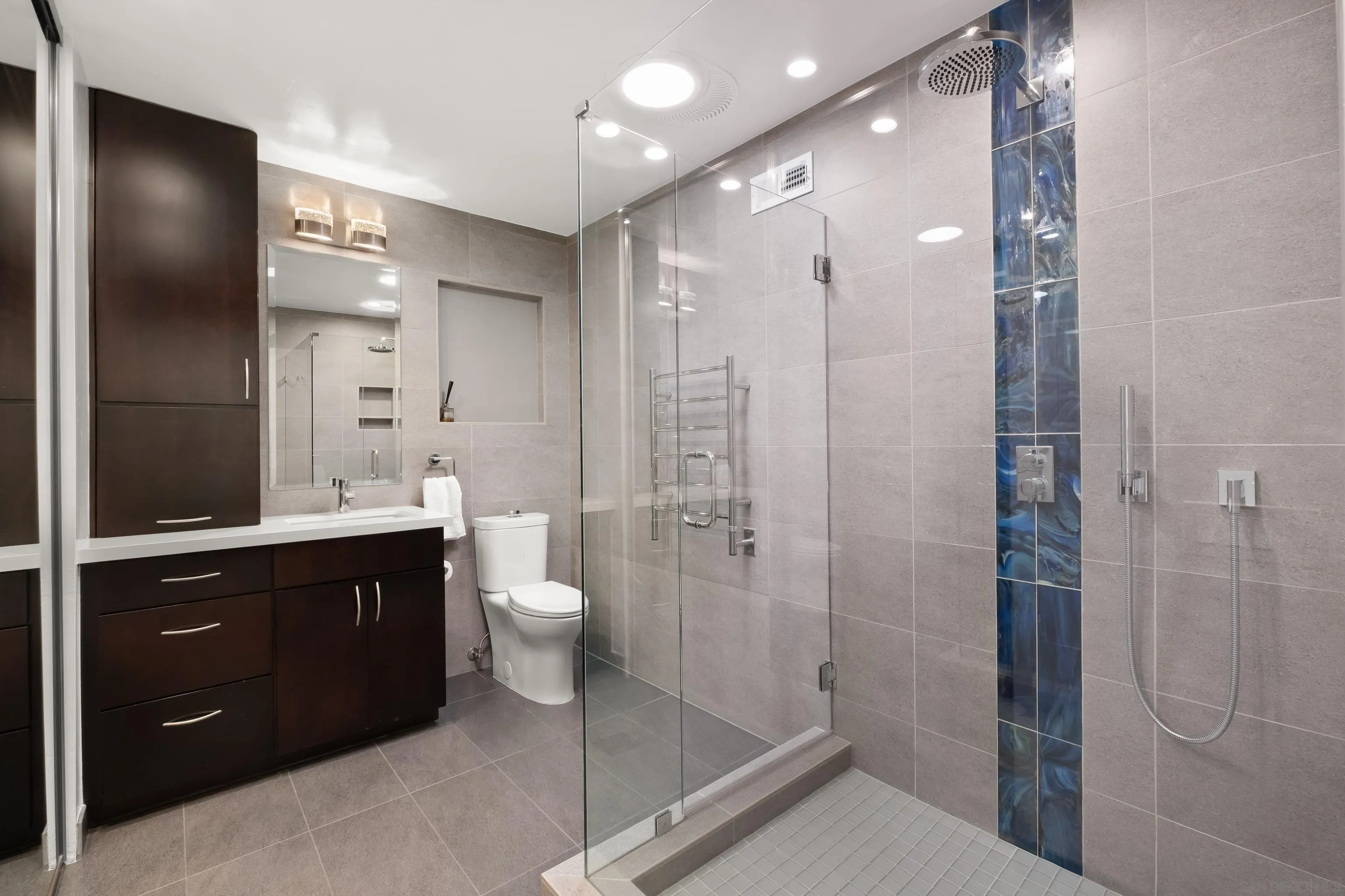 https://cdn.realtyfeed.com/cdn/127/260019438/b0ccab21c446051c227c735fe8bb8e65.webp