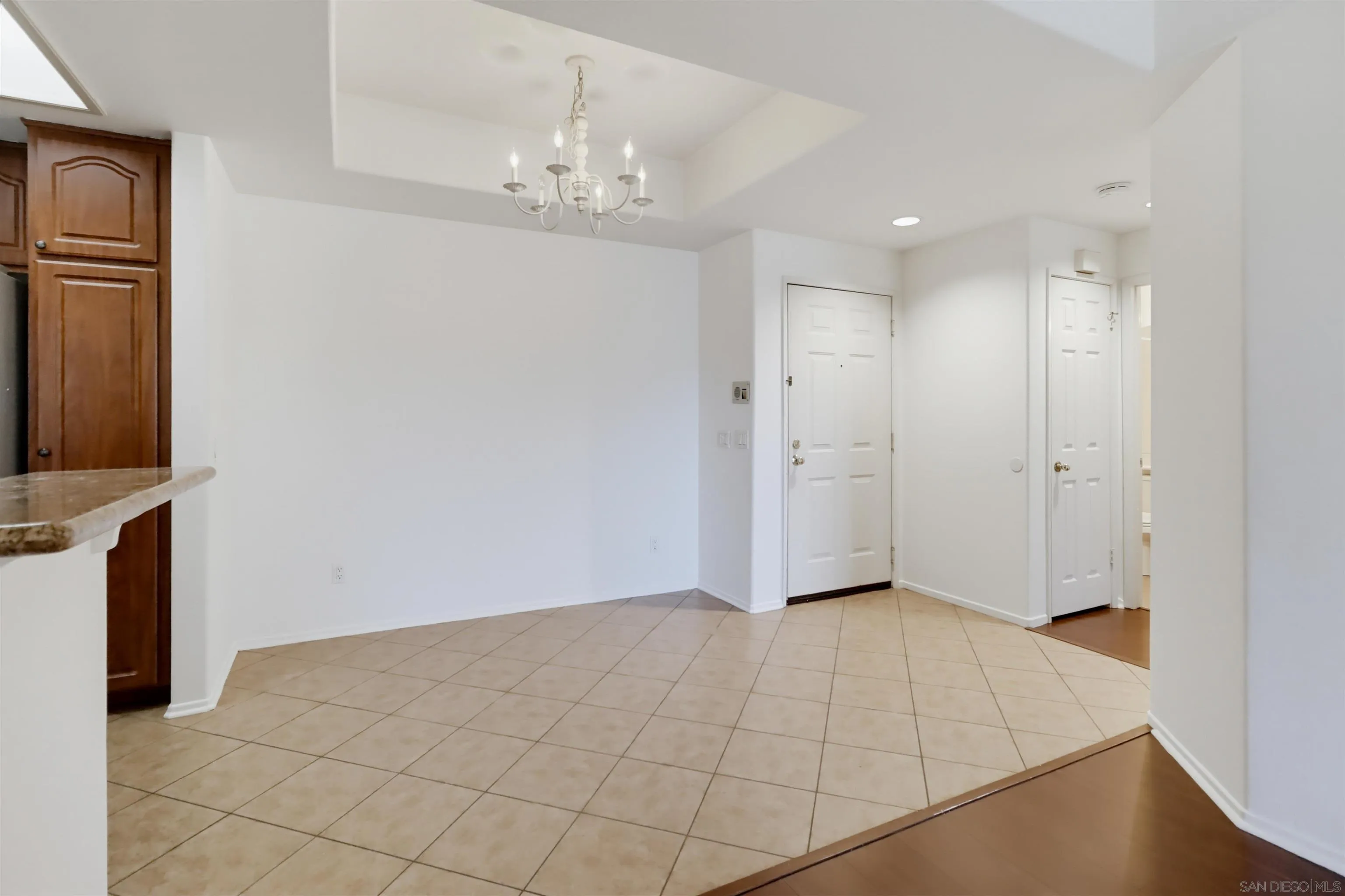 Photo #7: 260019443 Listing: Photo #7