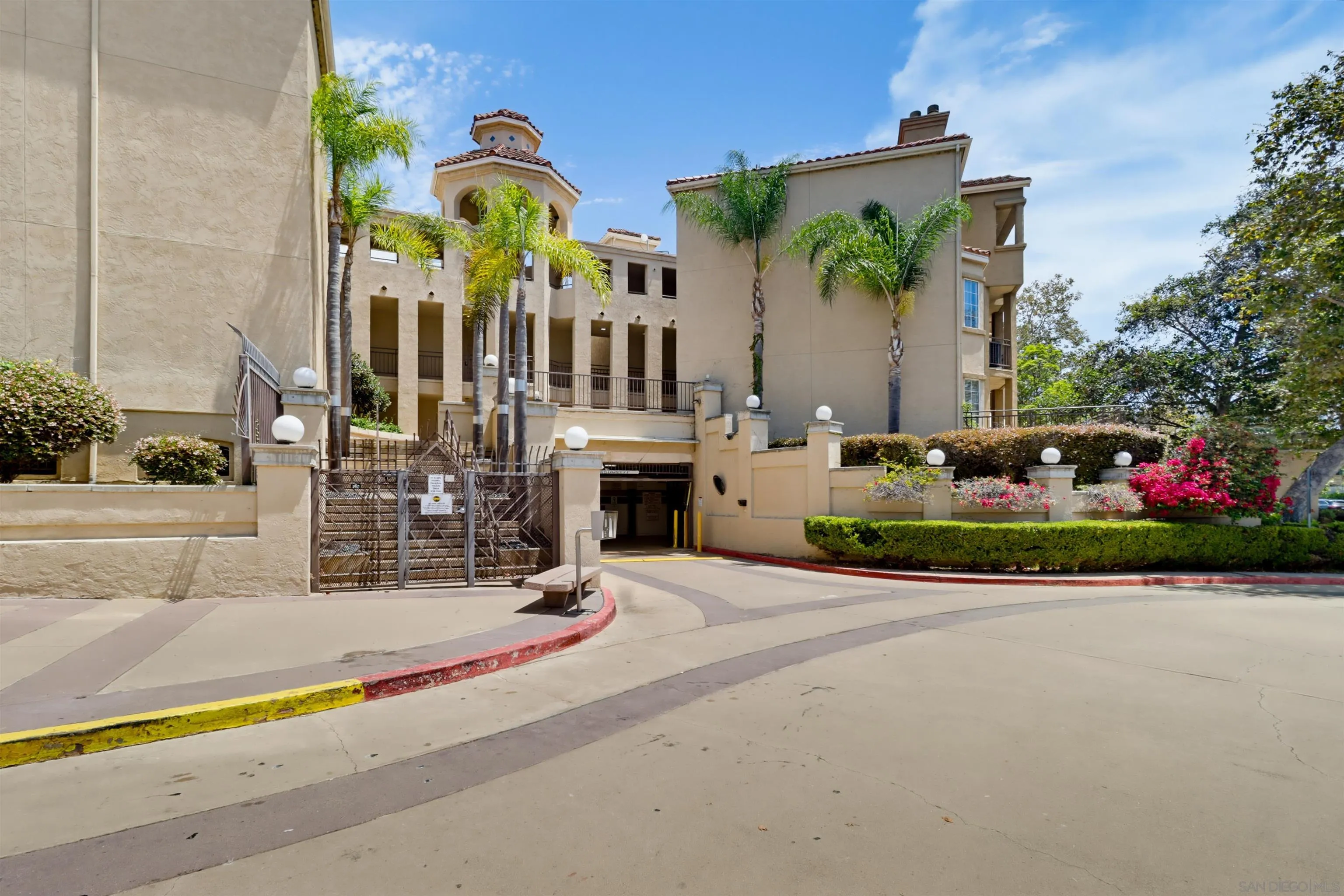 Photo #2: 260019443 Listing: Photo #2