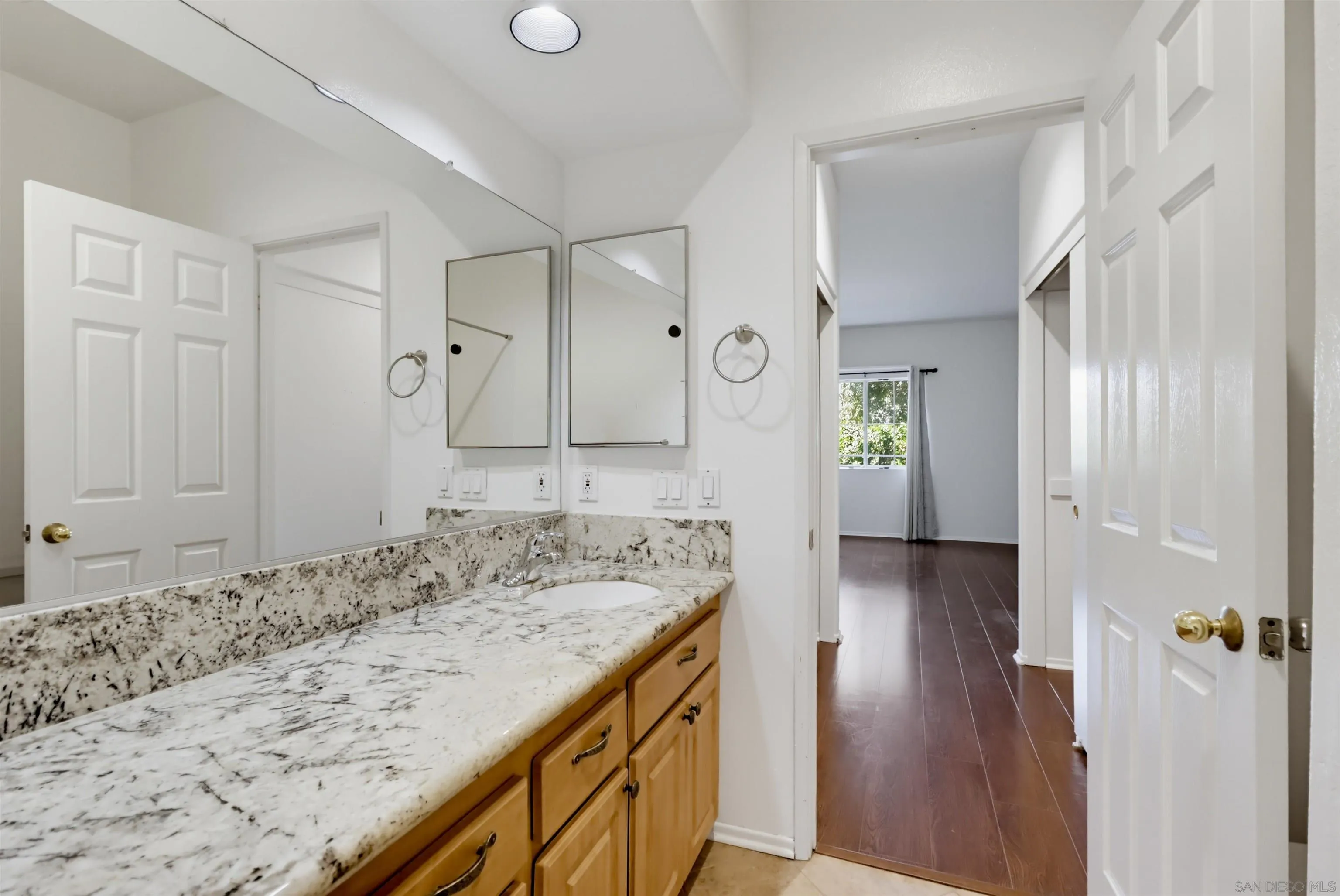 Photo #16: 260019443 Listing: Photo #16