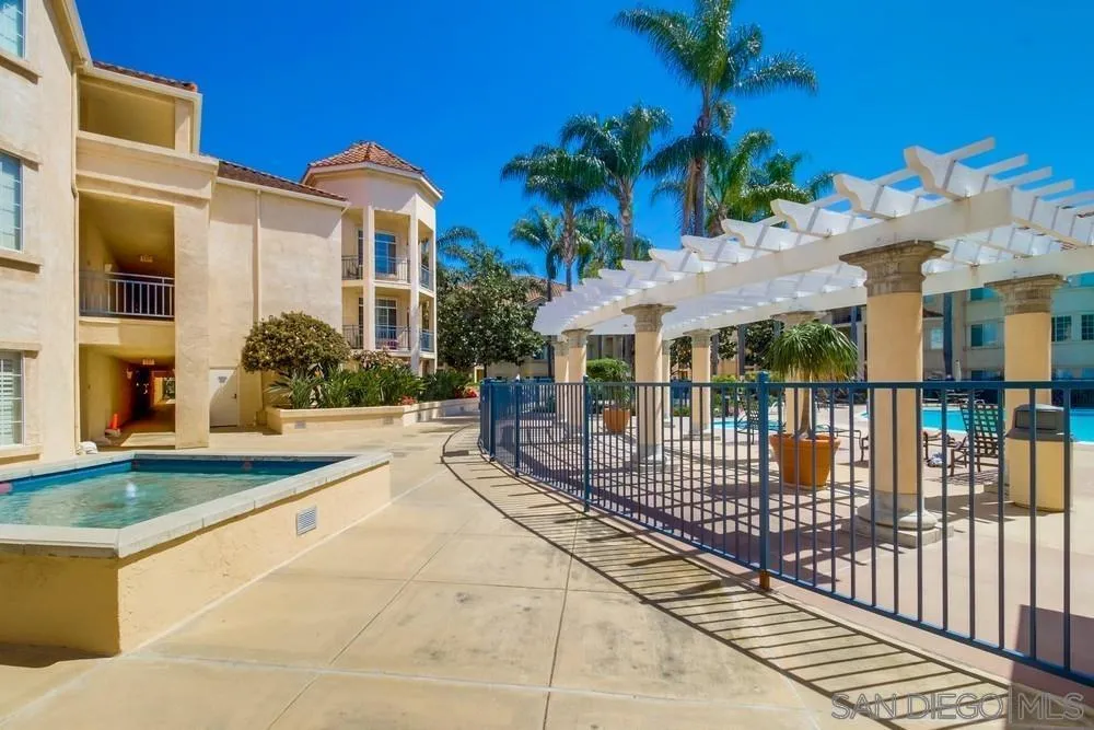 Photo #27: 260019443 Listing: Photo #27