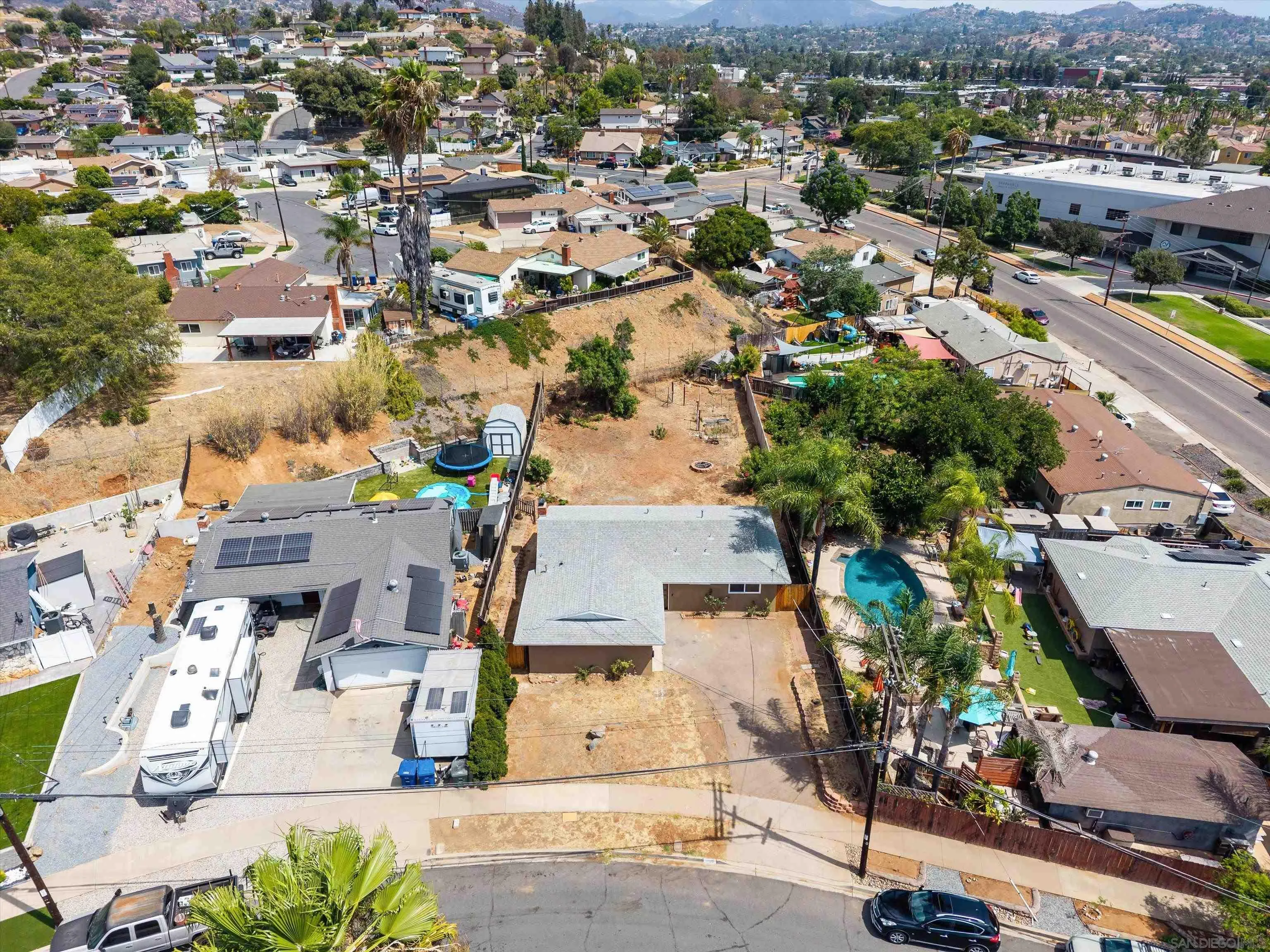 https://cdn.realtyfeed.com/cdn/127/260019444/7877b8526808d8184492213bcb666fce.webp