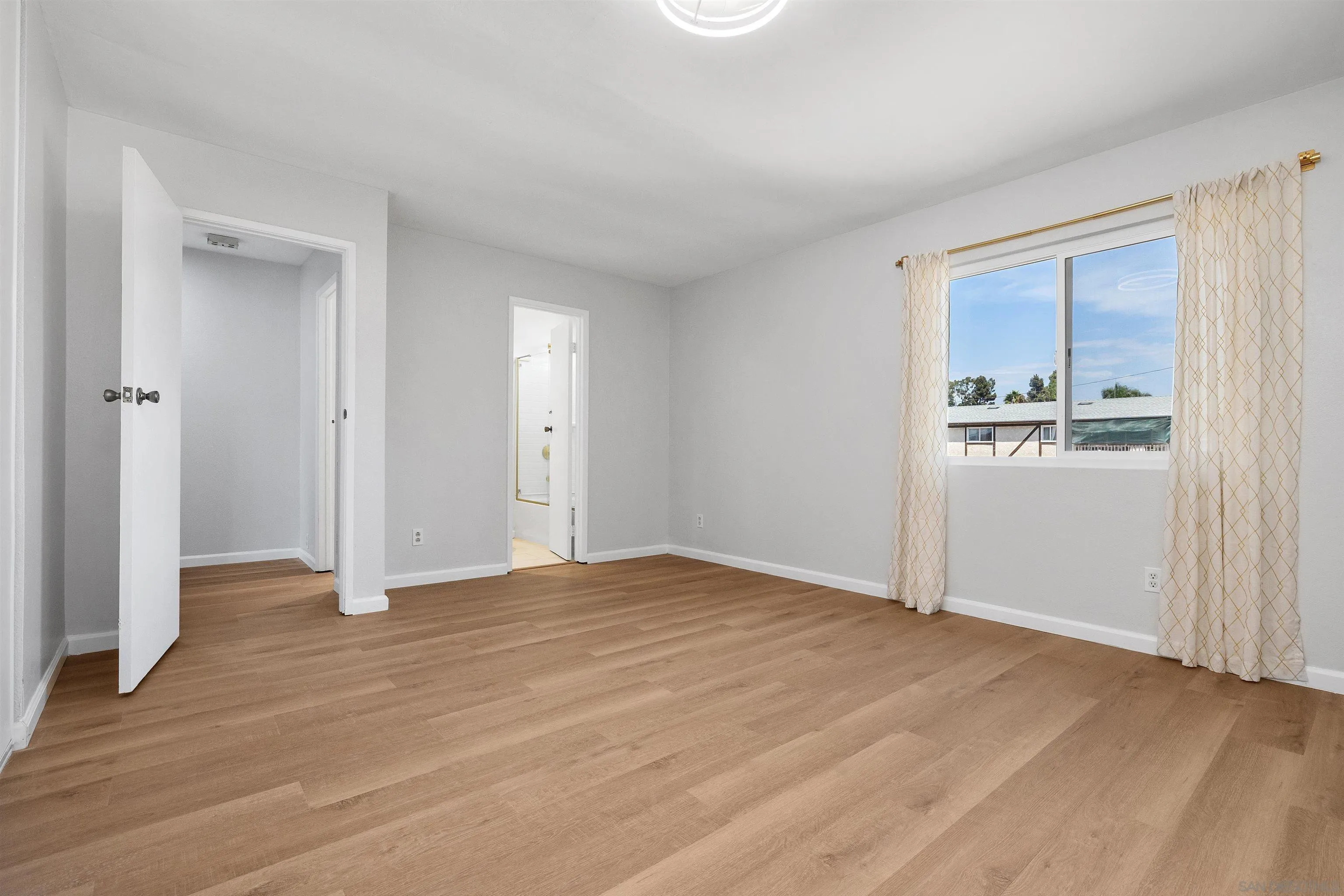Photo #12: 260019445 Listing: Photo #12