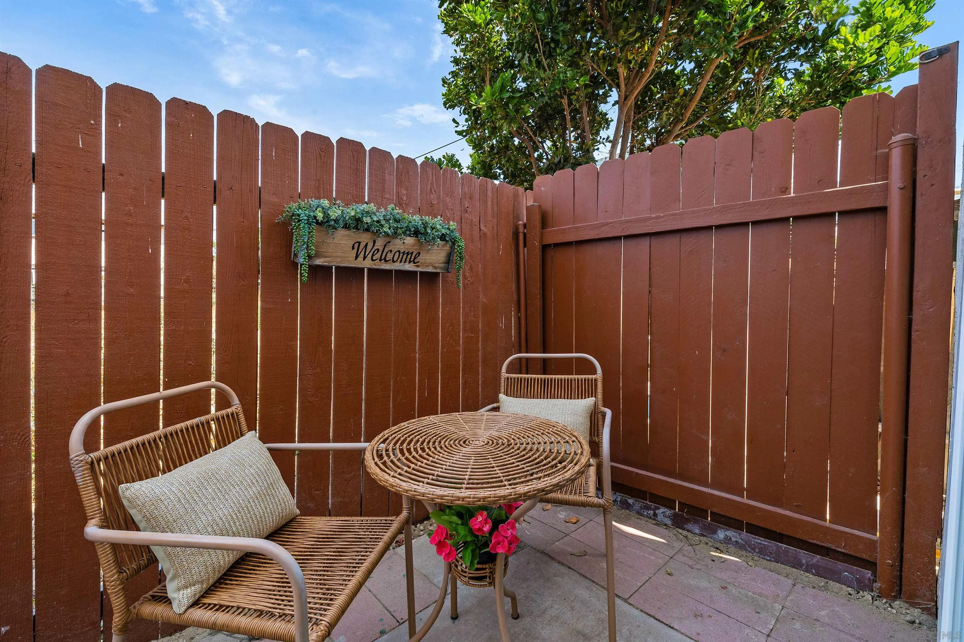 Photo #8: 260019445 Listing: Photo #8