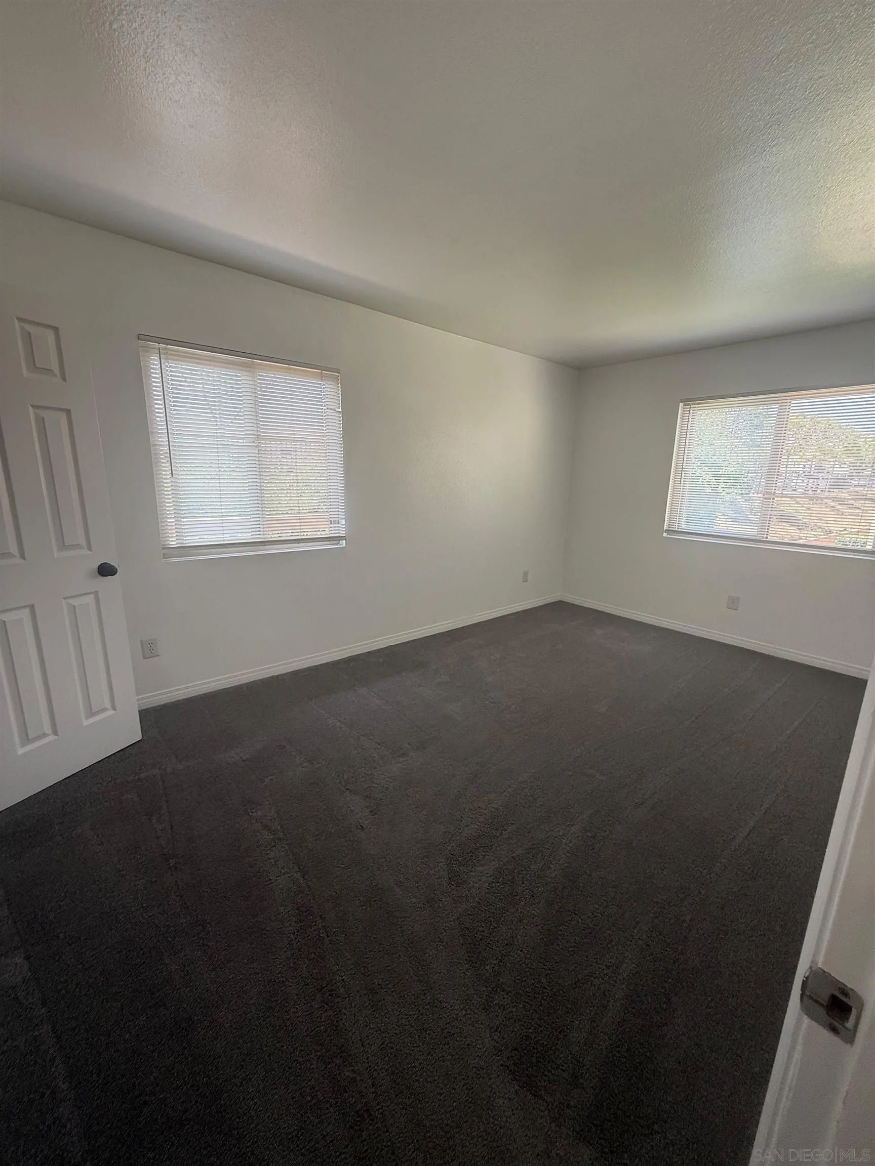 2980 Alta View Drive Unit 204, San Diego, CA 92139 - Photo 4 of 28, San Diego, CA