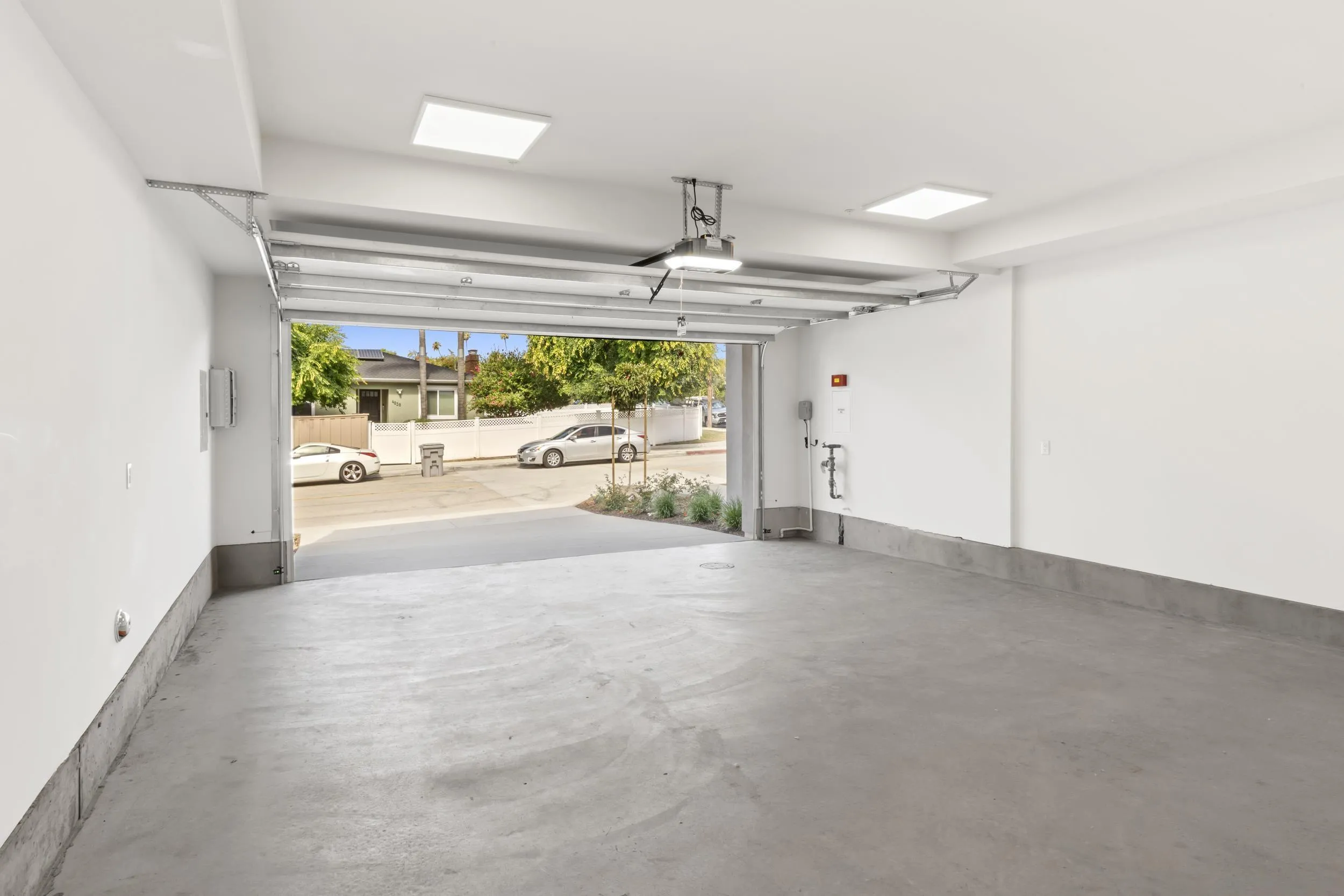 https://cdn.realtyfeed.com/cdn/127/260019450/52aef437ebf4587d9d366b752bad3ecf.webp
