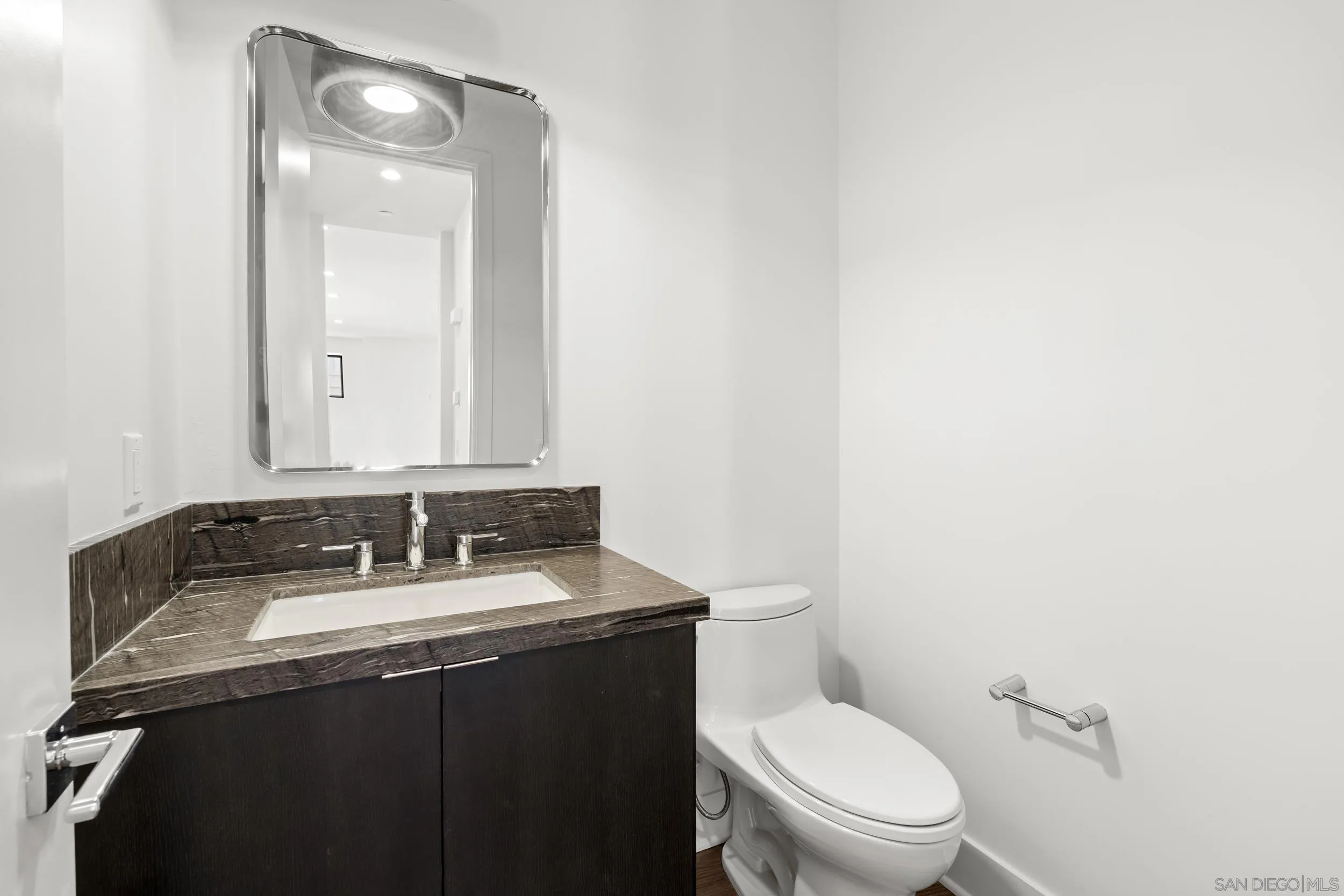 https://cdn.realtyfeed.com/cdn/127/260019450/b7433d519a484b019c158c96915a7b69.webp